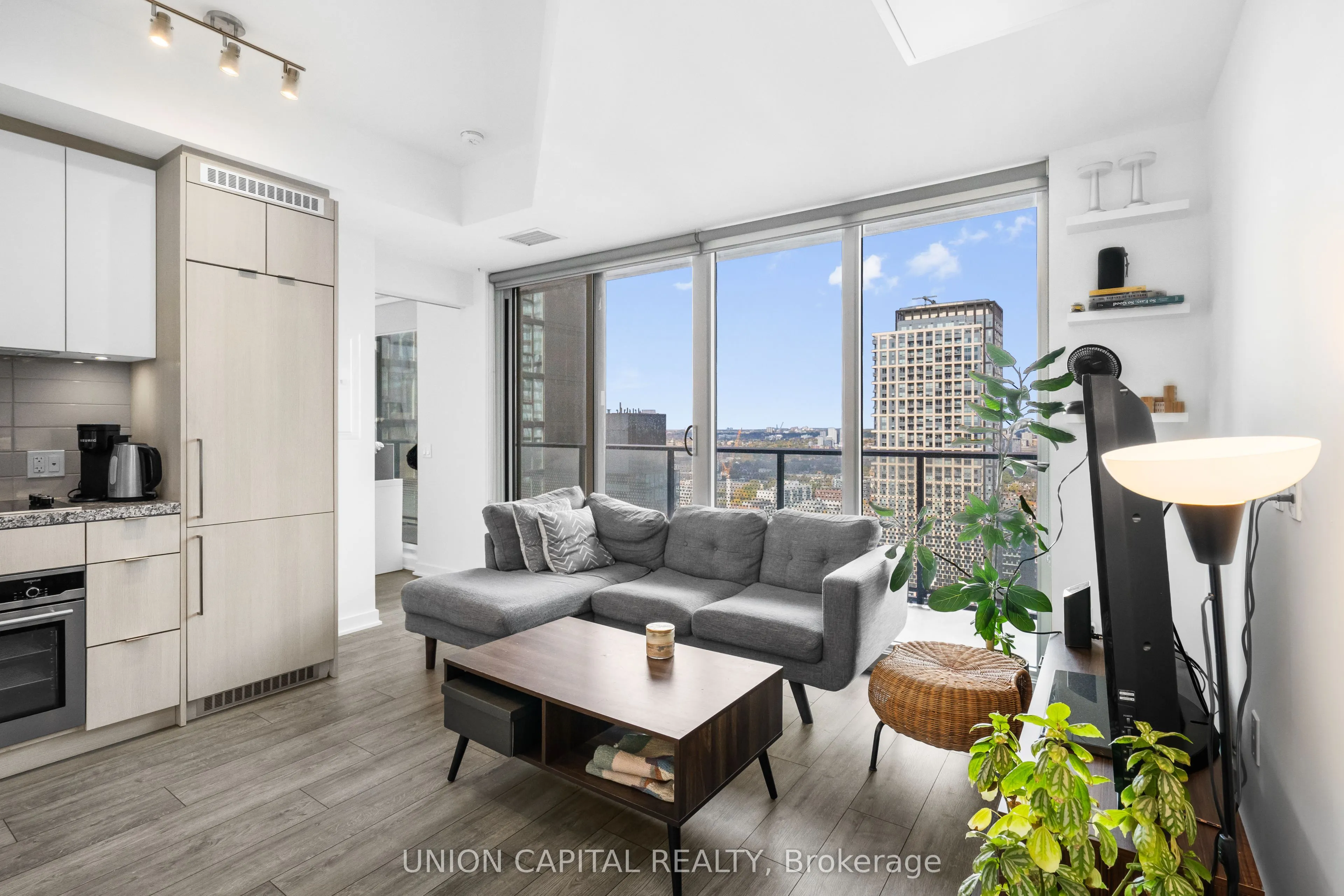 115 Blue Jays Way, #4209