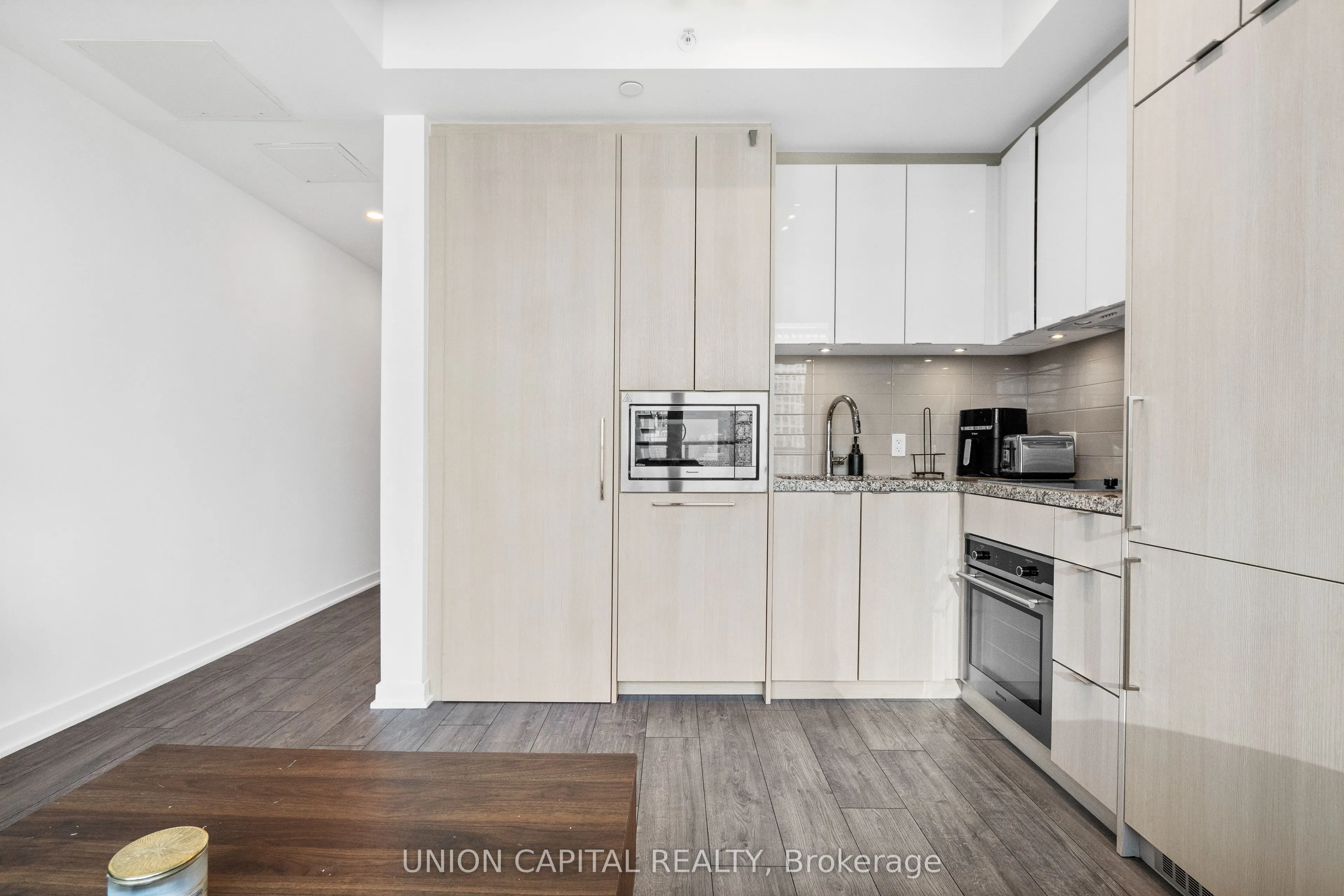 115 Blue Jays Way, #4209