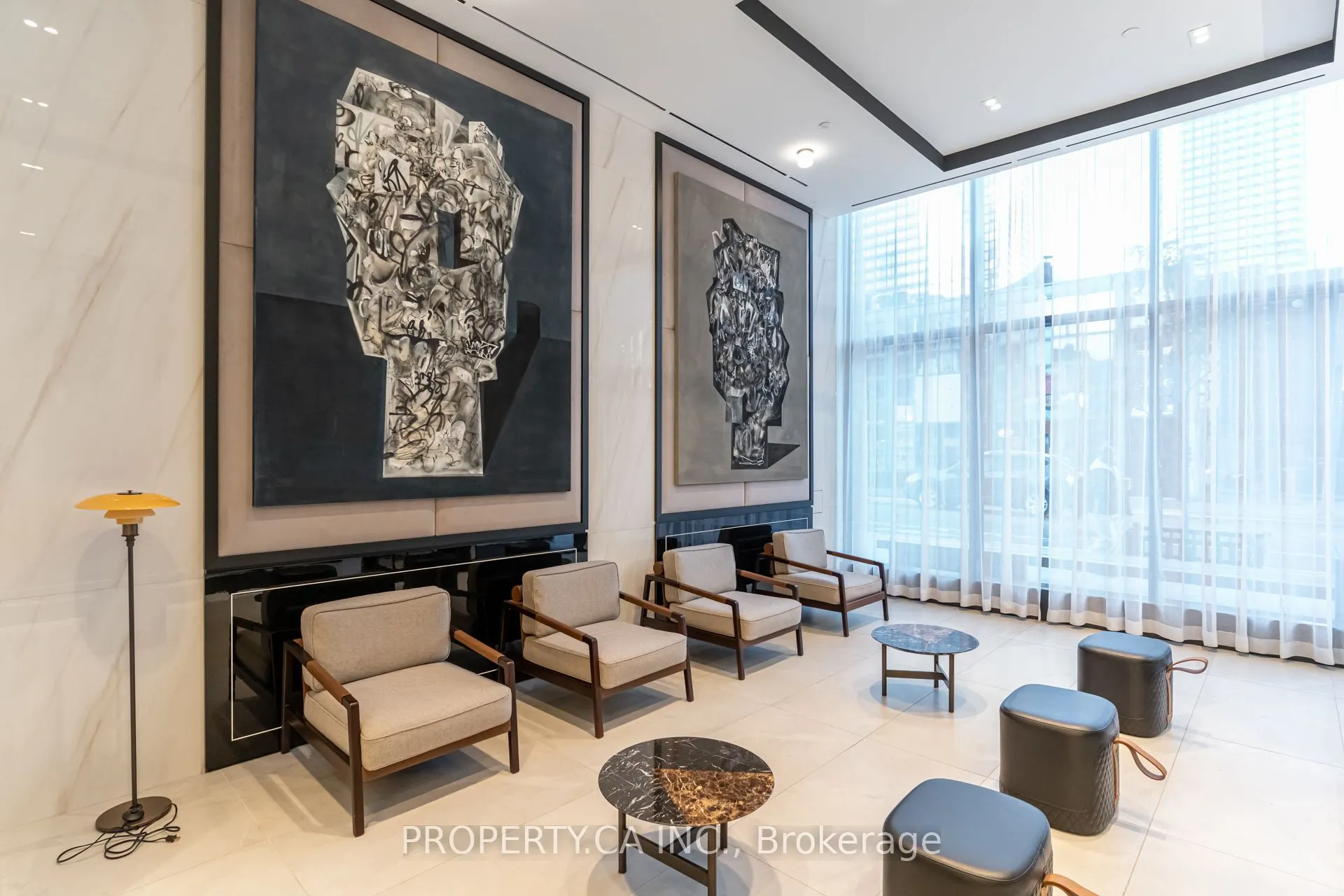 8 Wellesley Street W, #2116