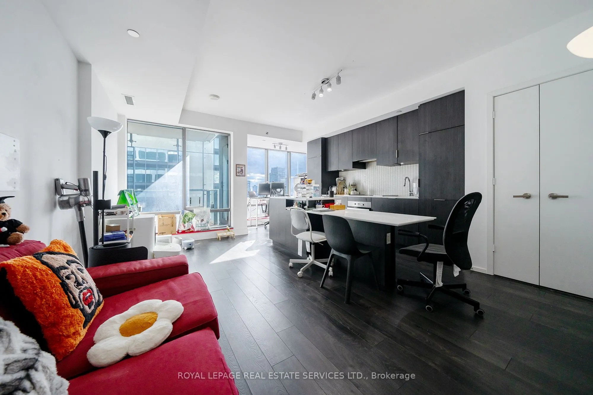 5 St. Joseph Street, #3704