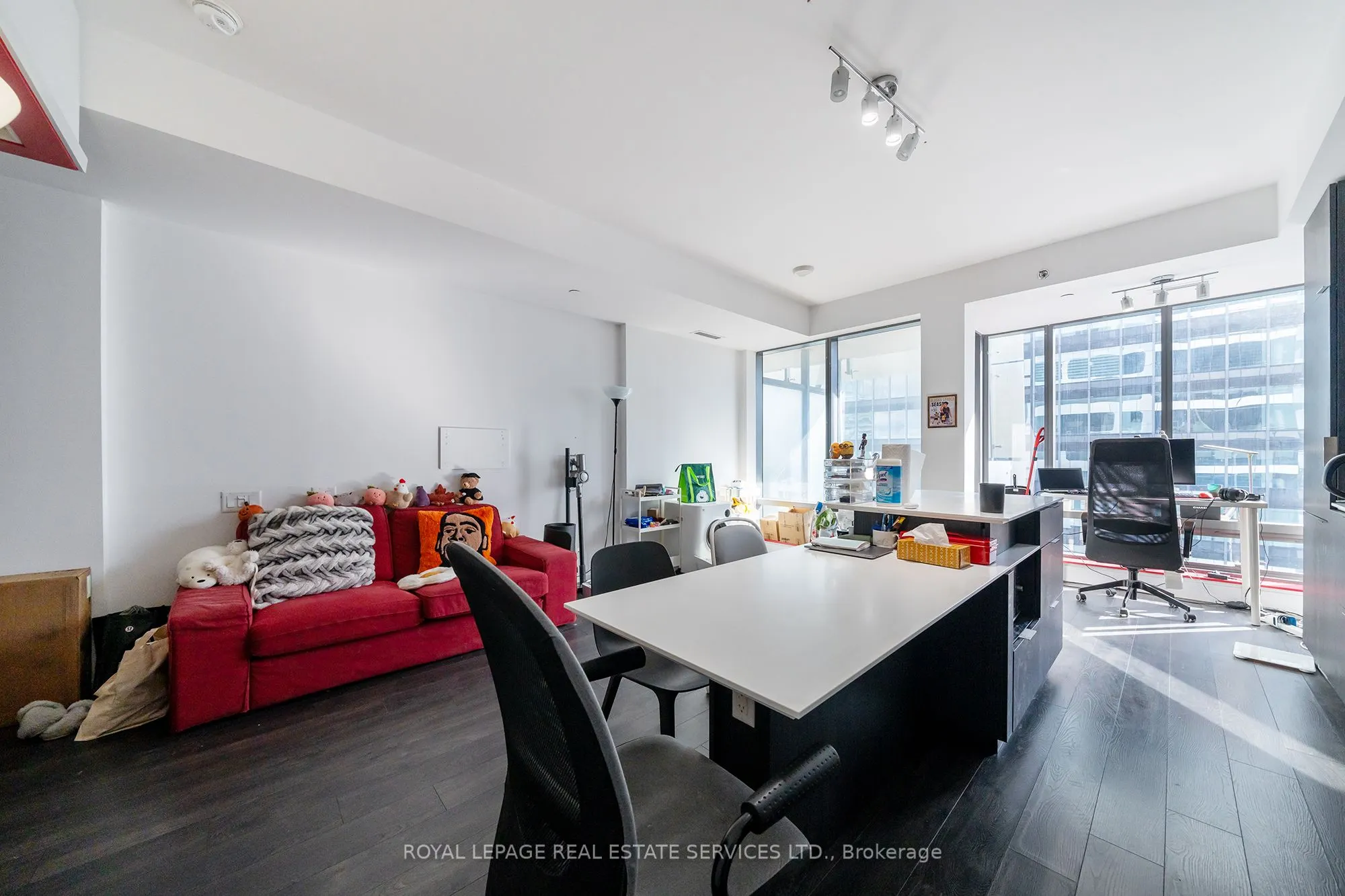 5 St. Joseph Street, #3704