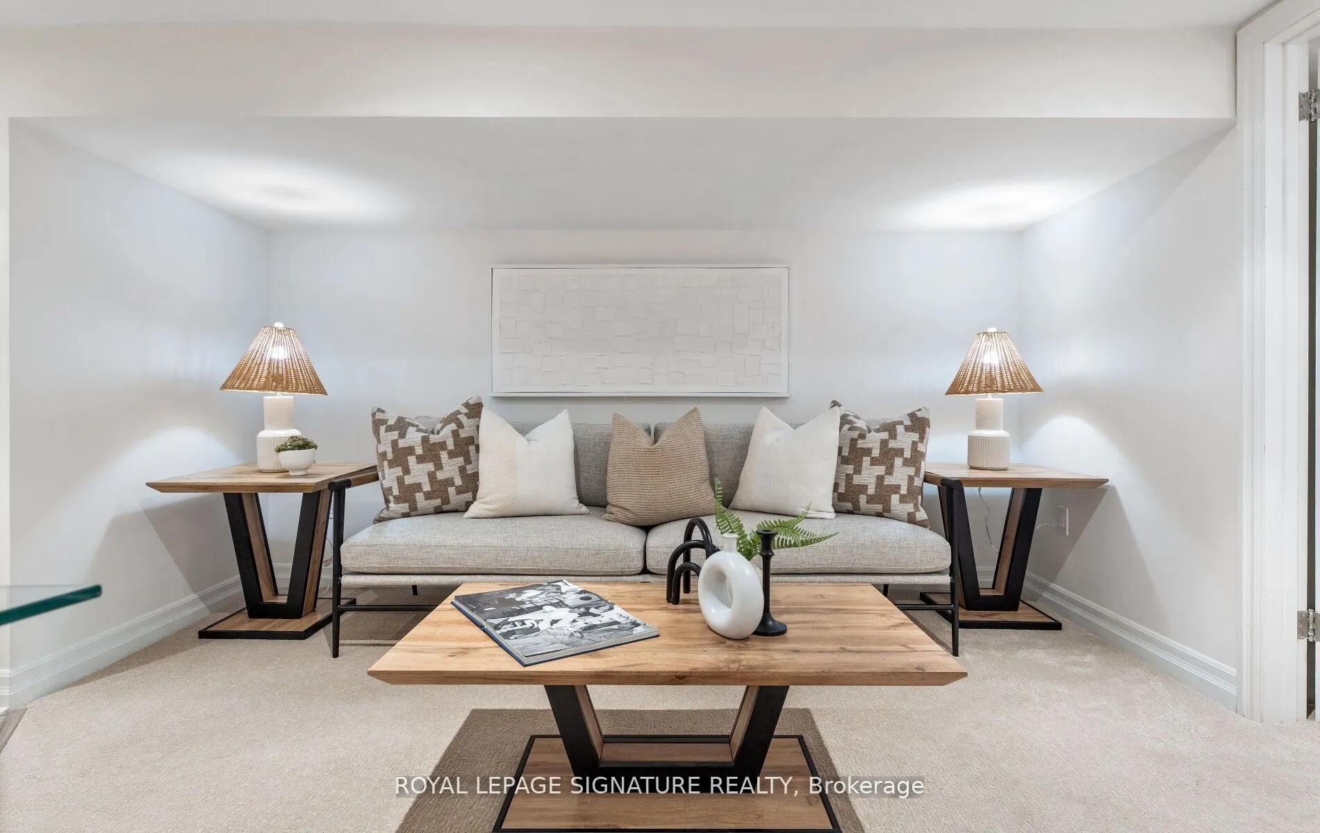 45 Hillsdale Avenue W