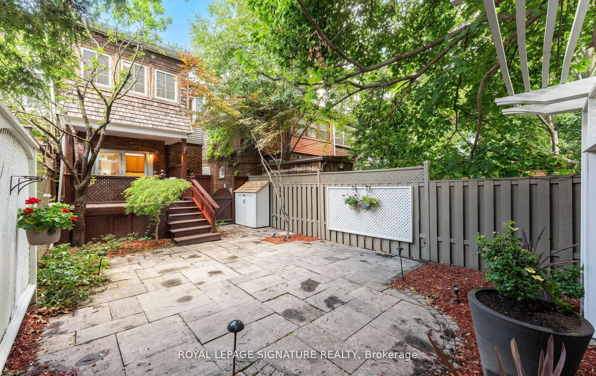 45 Hillsdale Avenue W