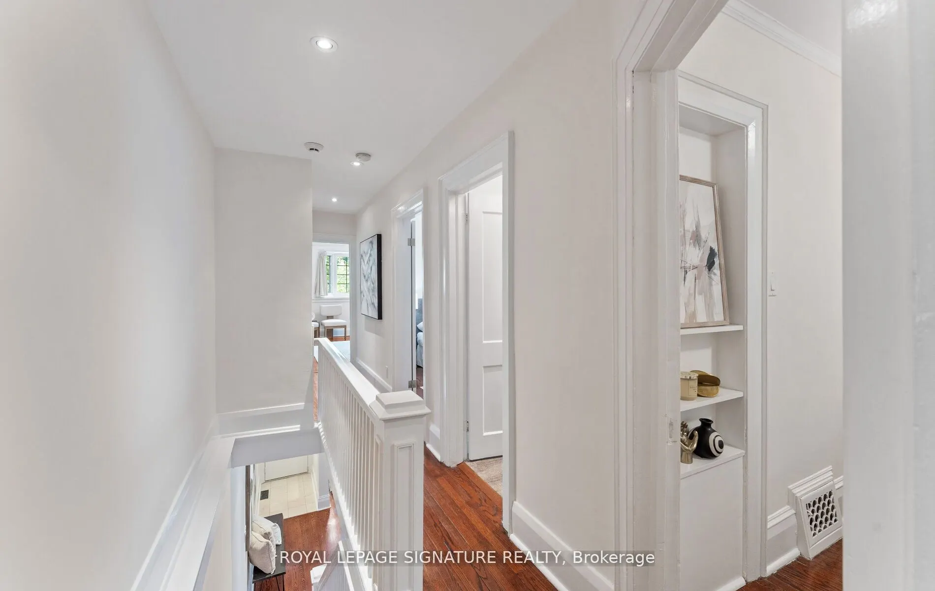 45 Hillsdale Avenue W