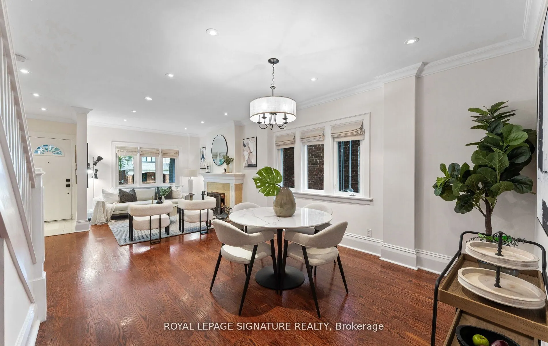 45 Hillsdale Avenue W