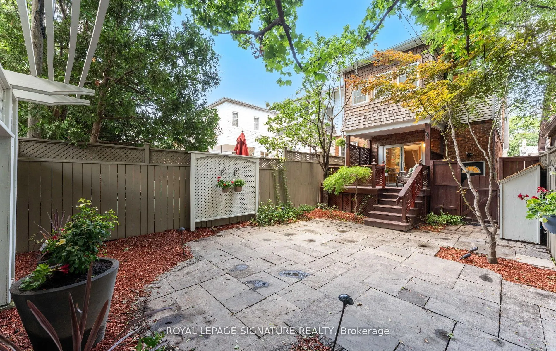 45 Hillsdale Avenue W