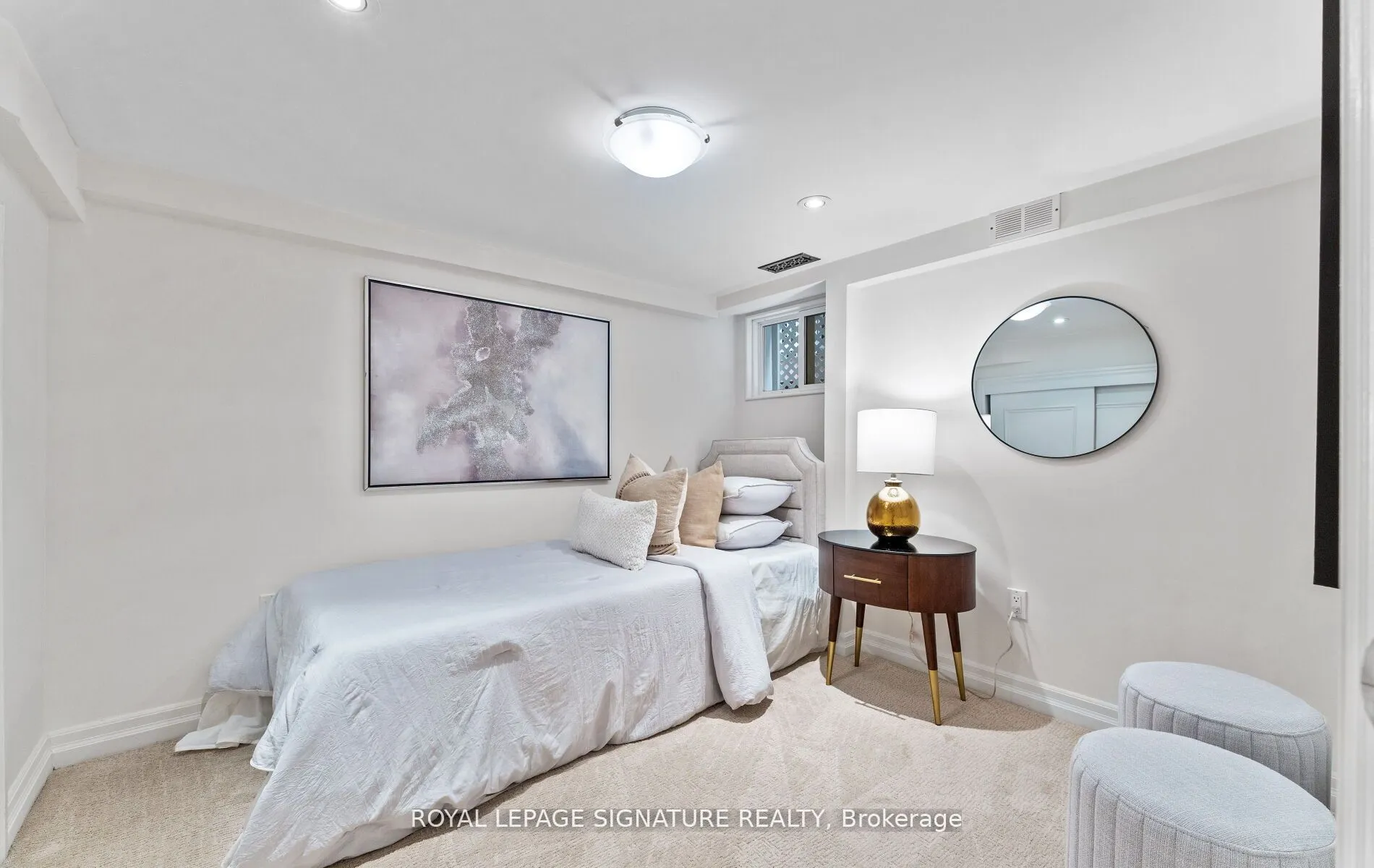 45 Hillsdale Avenue W