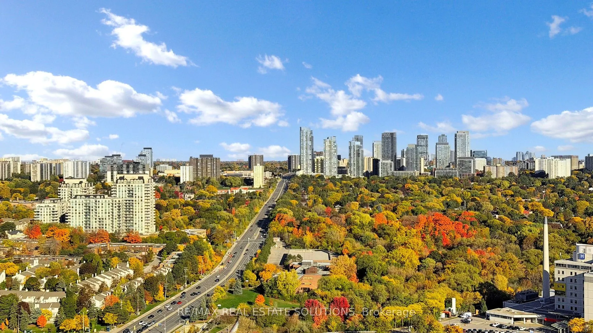 33 Singer Court, #3102