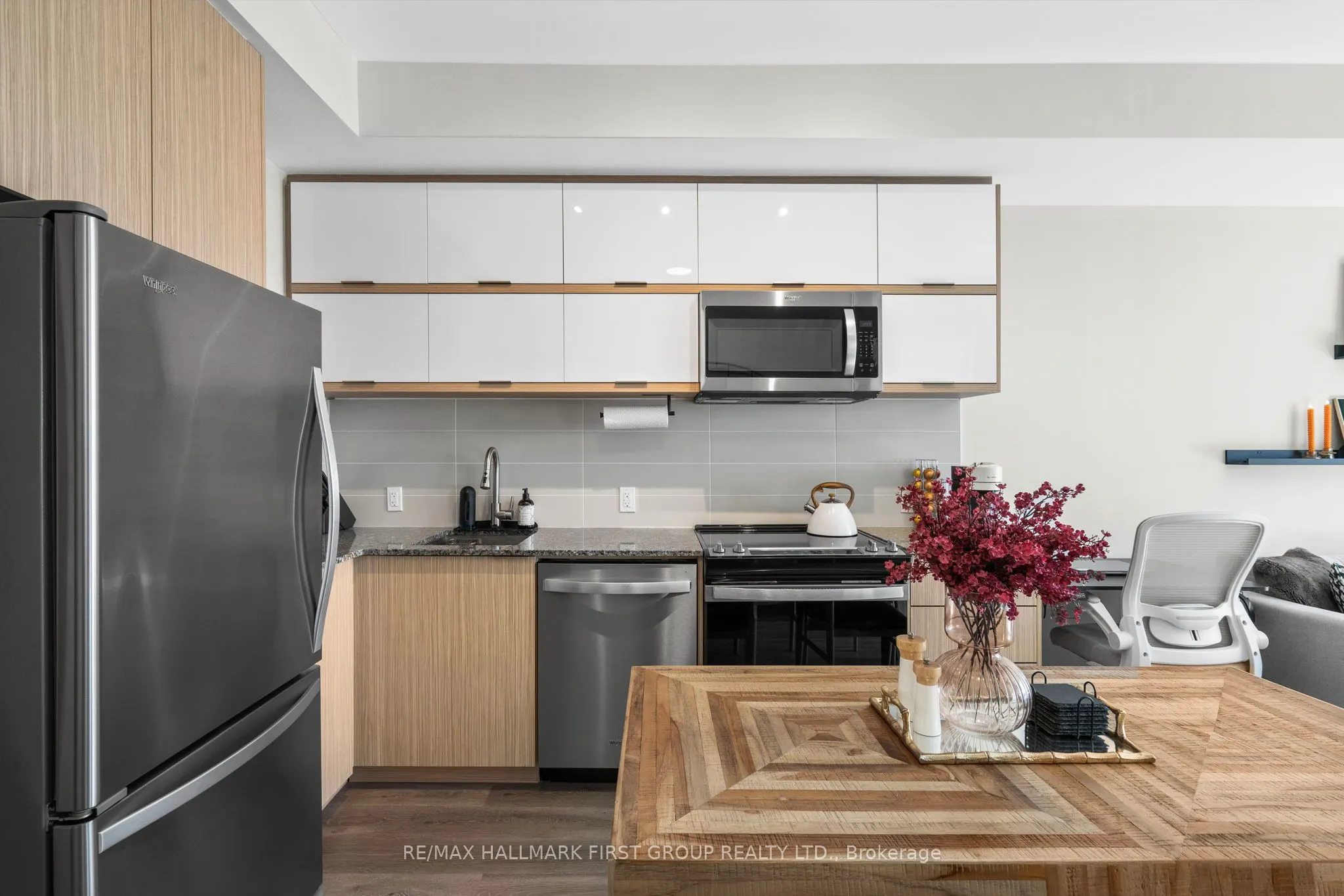 10 Deerlick Court, #1610