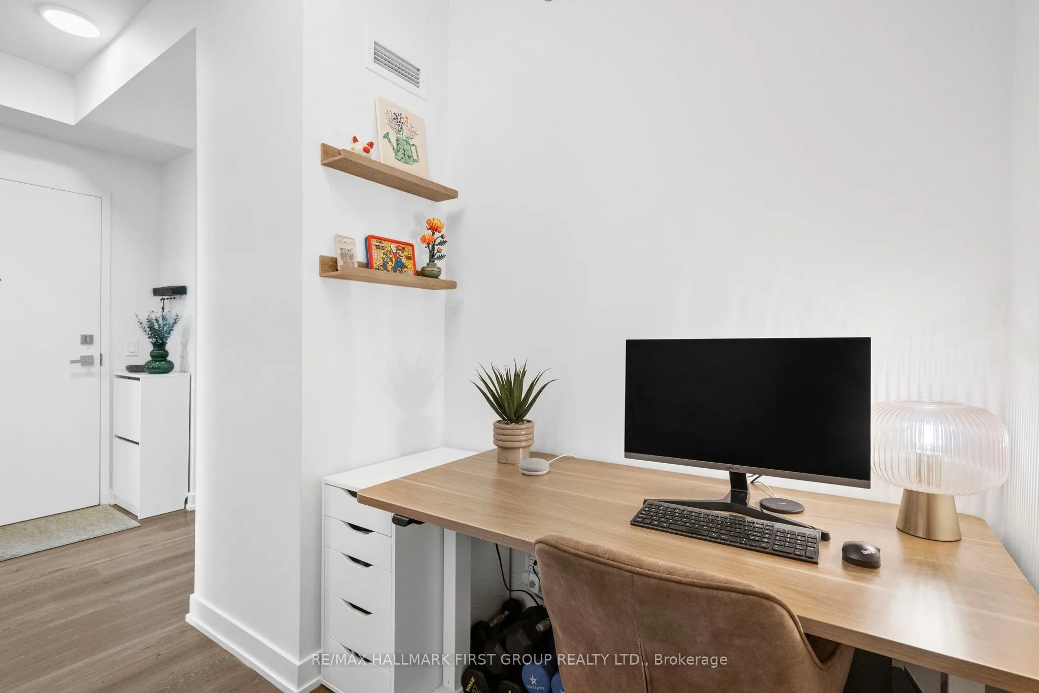 10 Deerlick Court, #1610