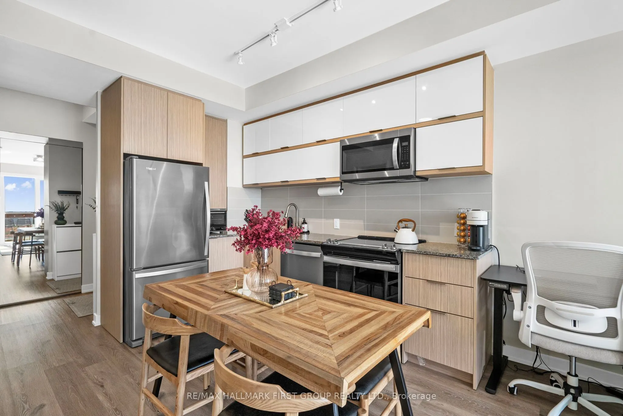 10 Deerlick Court, #1610