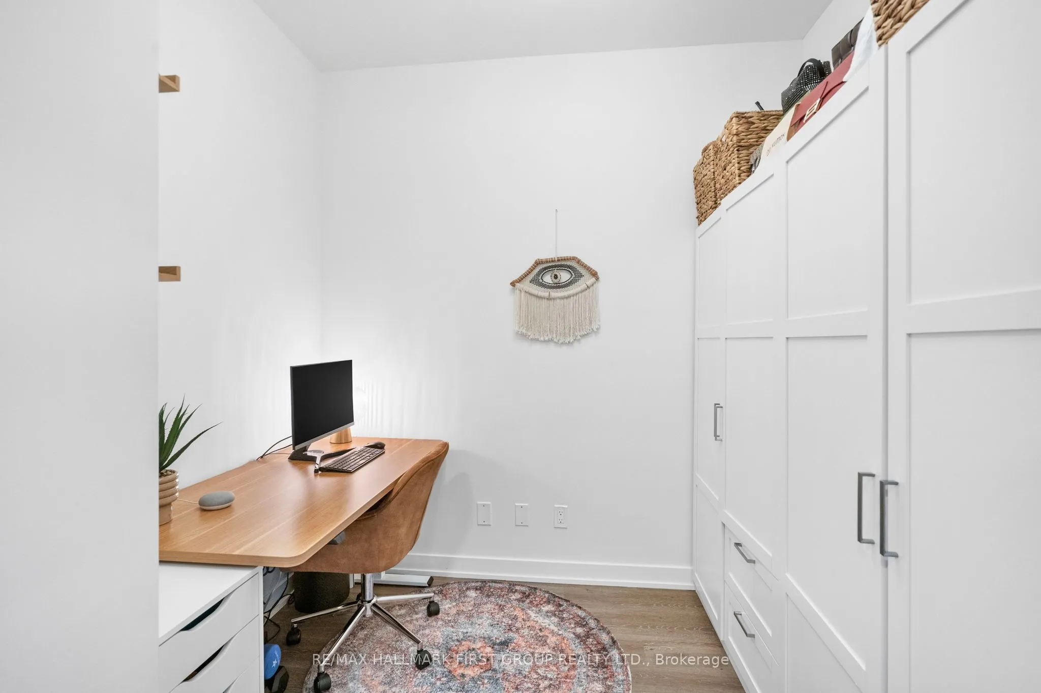 10 Deerlick Court, #1610