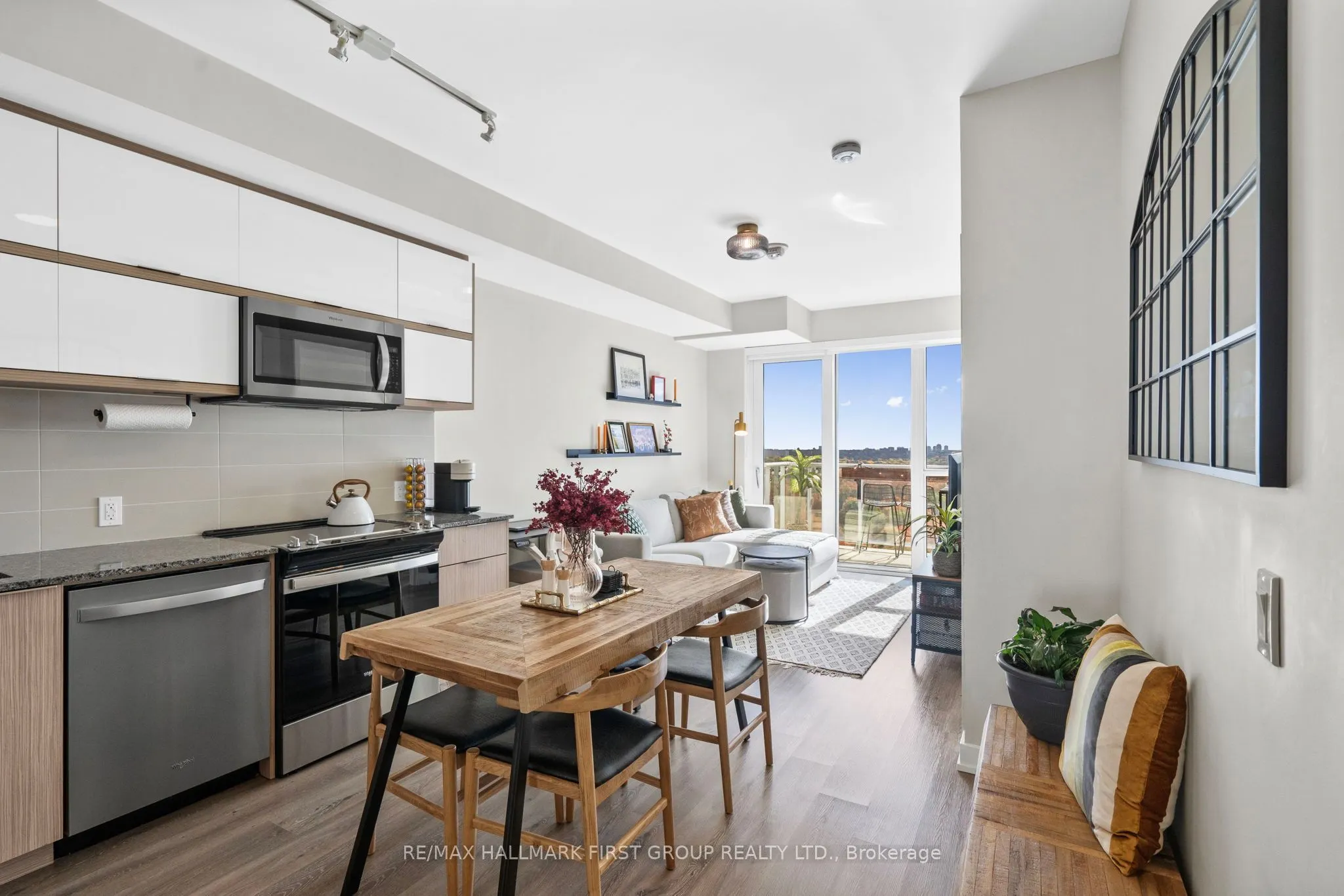 10 Deerlick Court, #1610