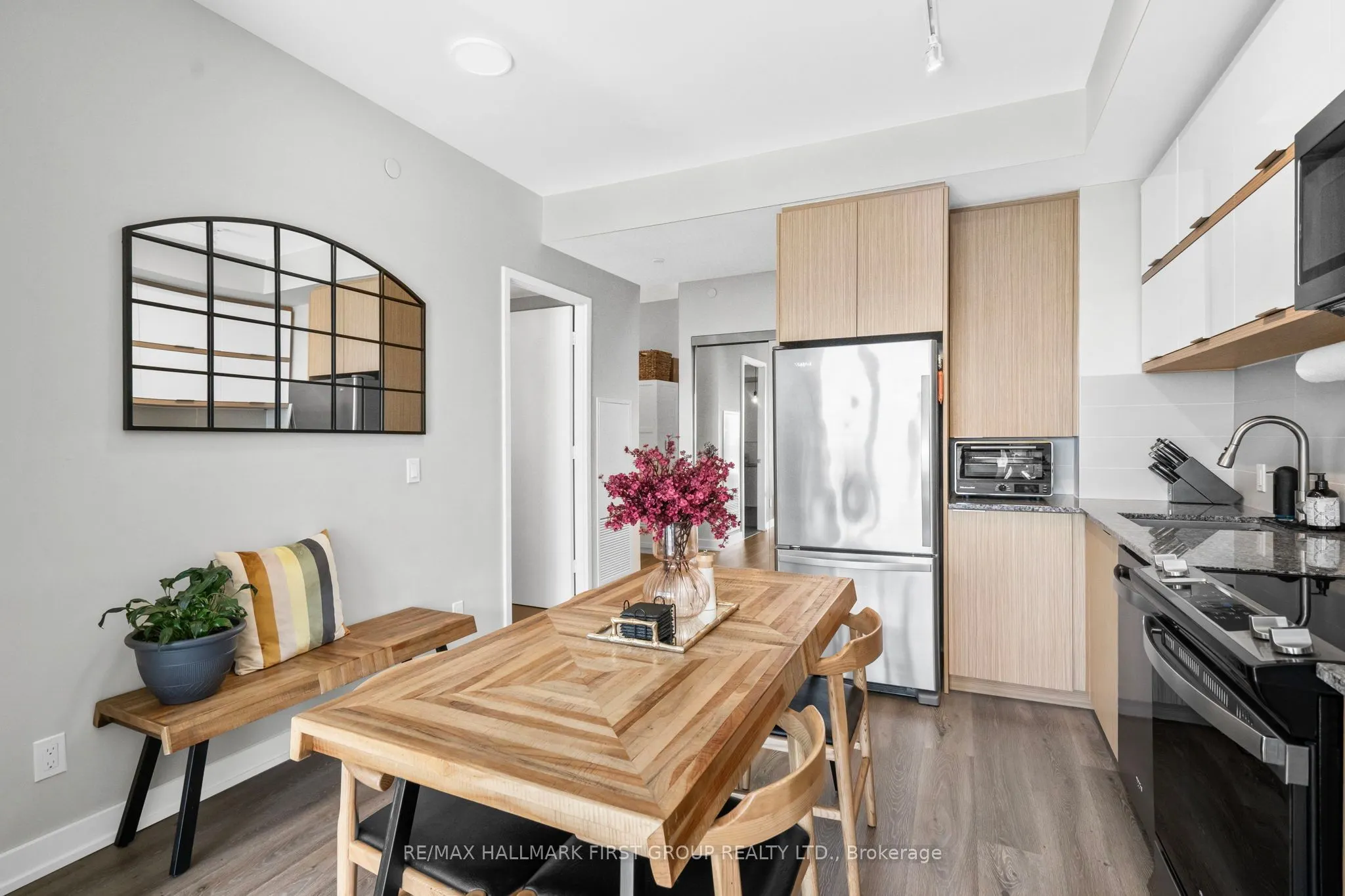 10 Deerlick Court, #1610