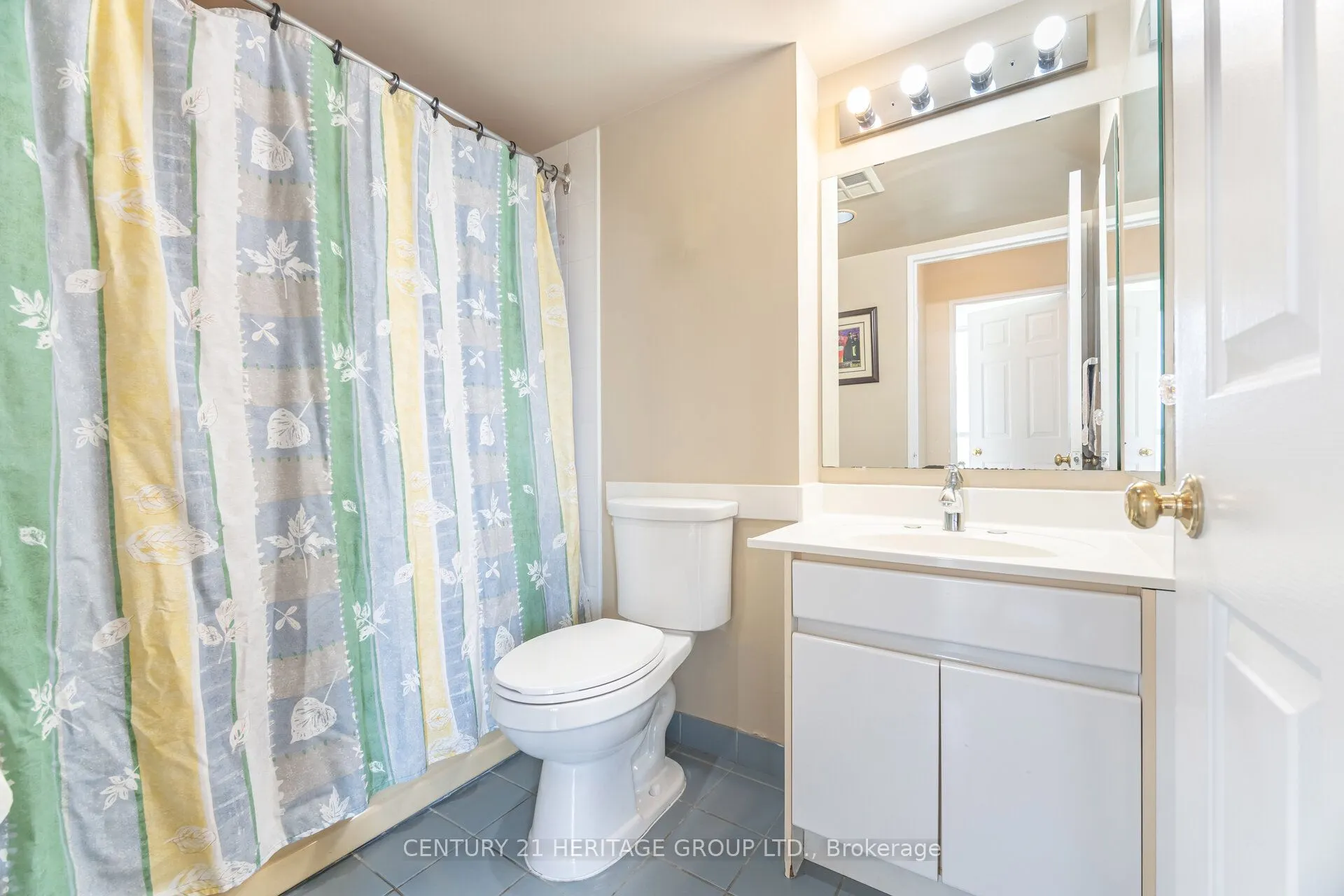 10 Torresdale Avenue, #910