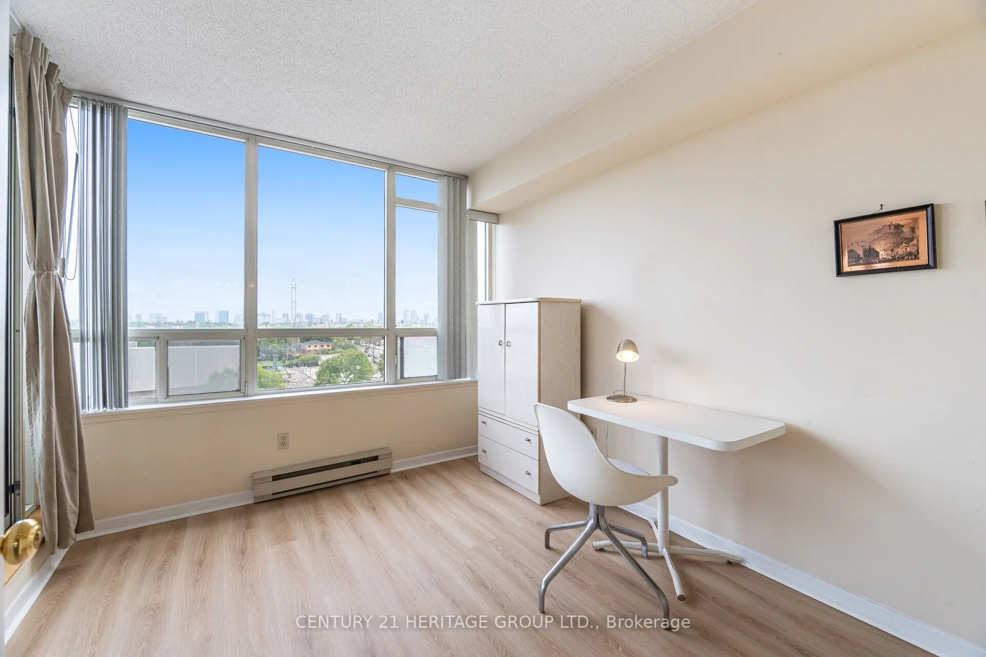 10 Torresdale Avenue, #910