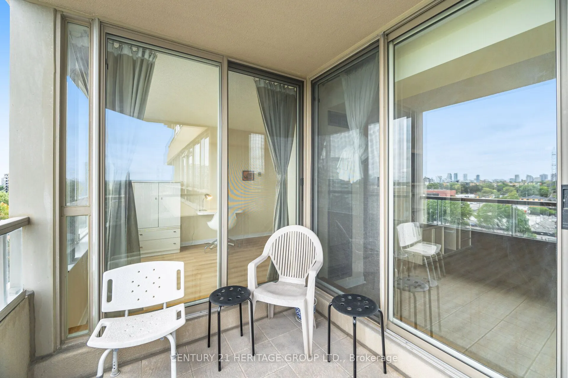 10 Torresdale Avenue, #910