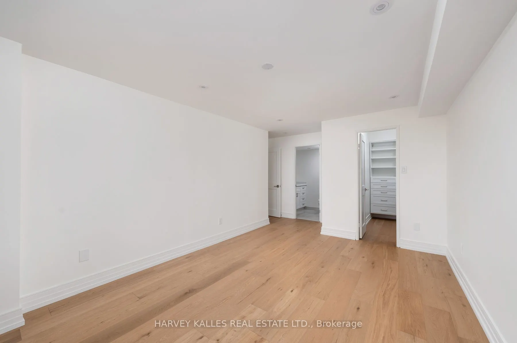 3000 Bathurst Street, #1111