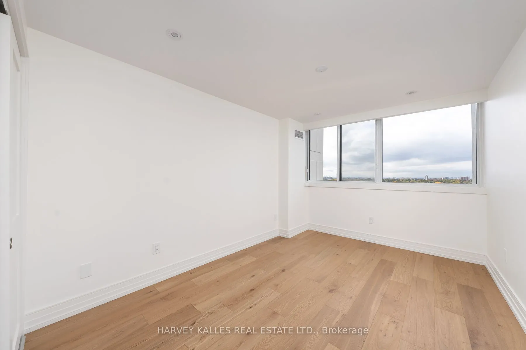 3000 Bathurst Street, #1111