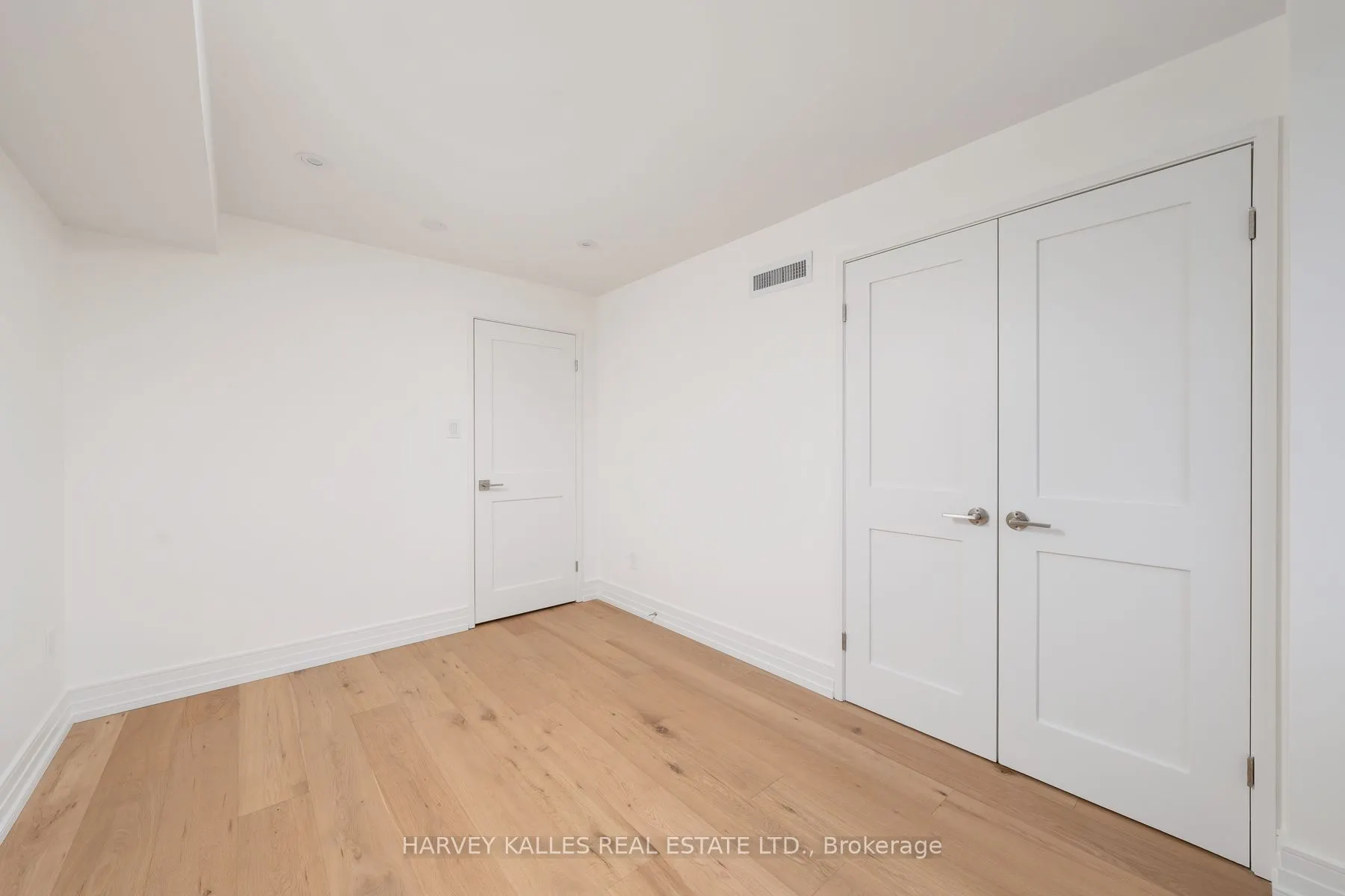 3000 Bathurst Street, #1111