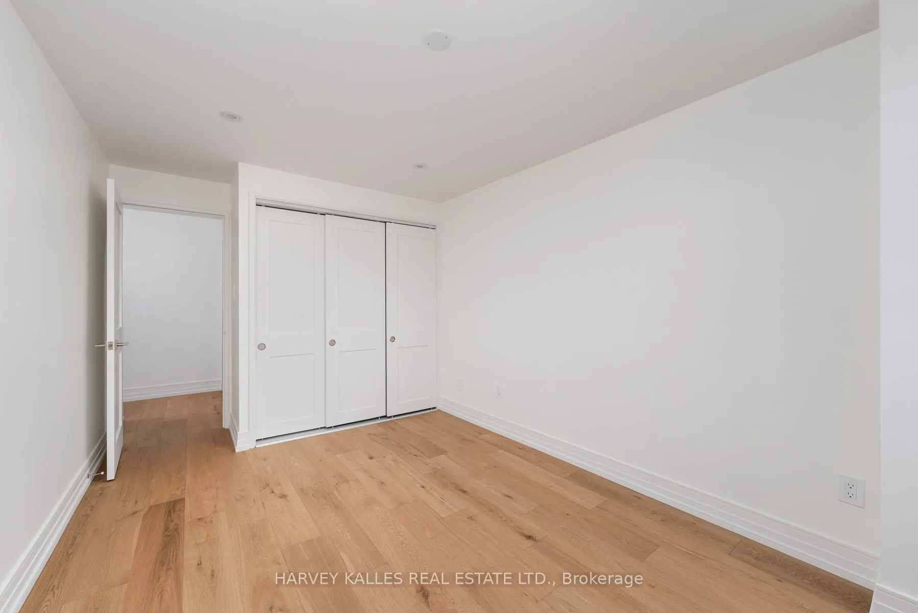 3000 Bathurst Street, #1111