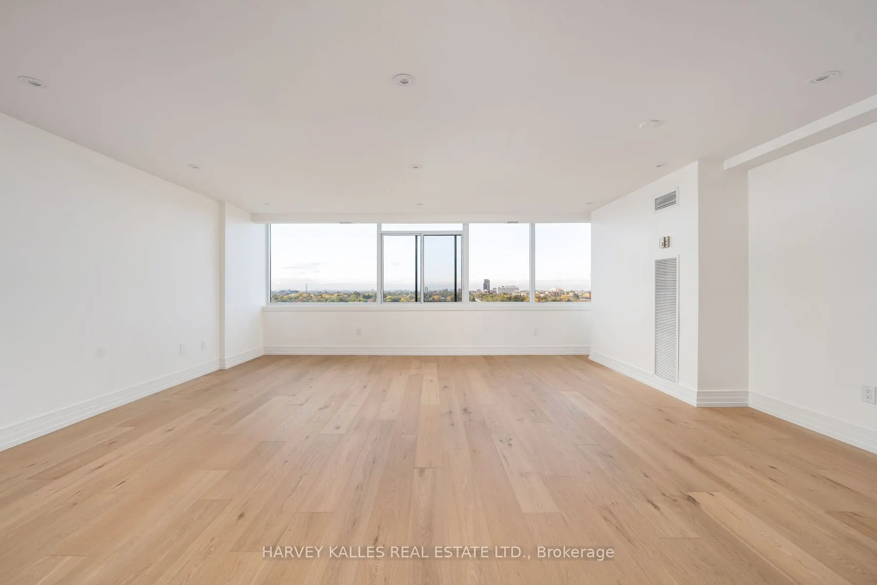 3000 Bathurst Street, #1111