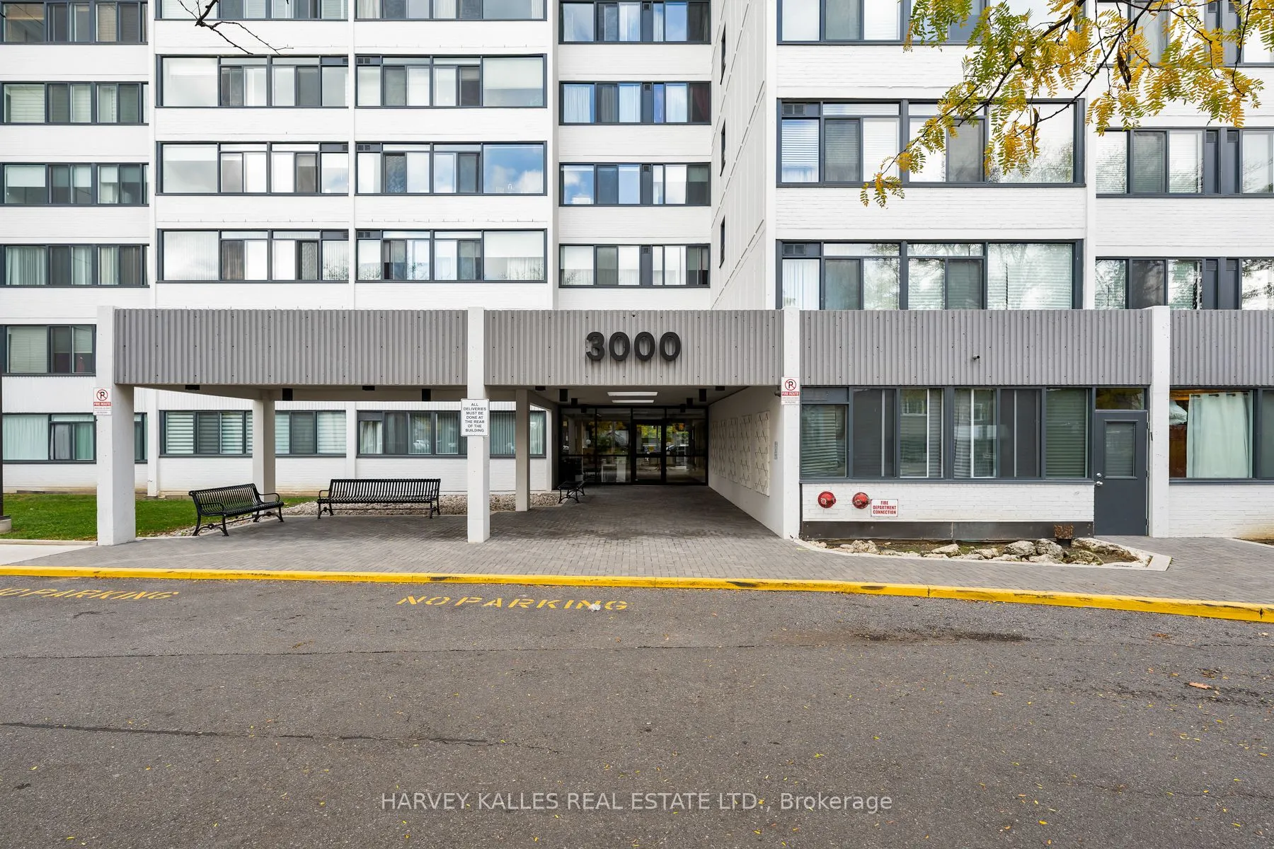 3000 Bathurst Street, #1111