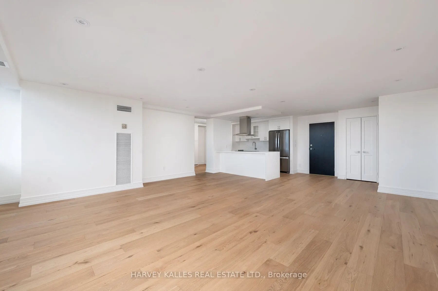 3000 Bathurst Street, #1111