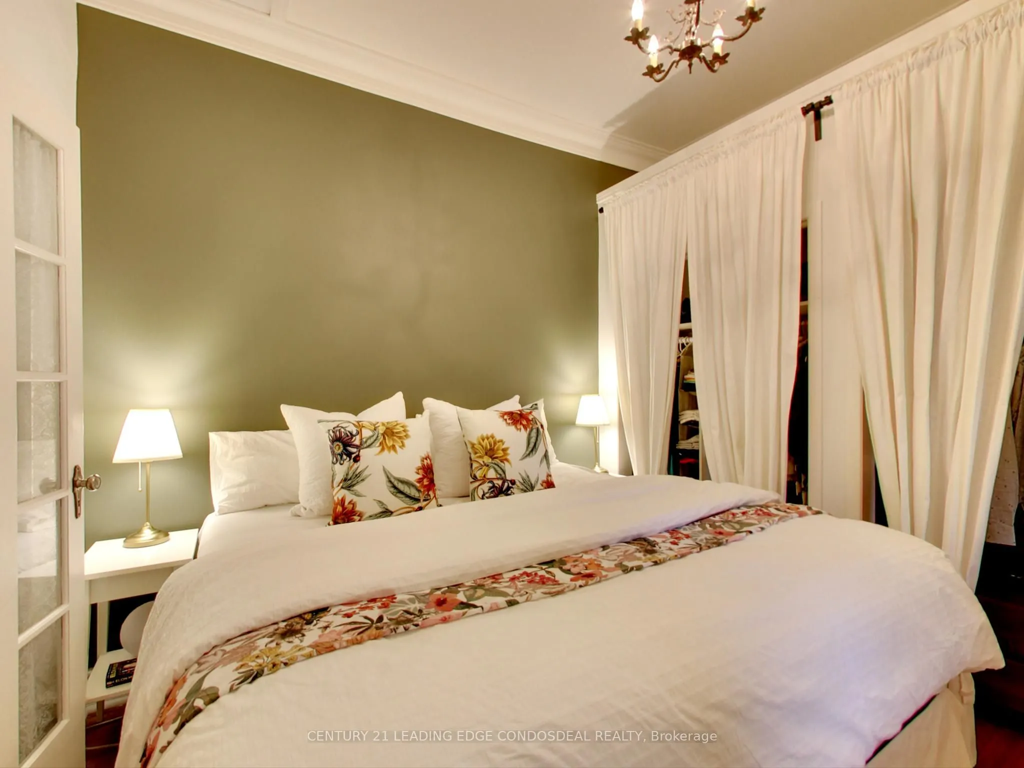 50 Lippincott Street