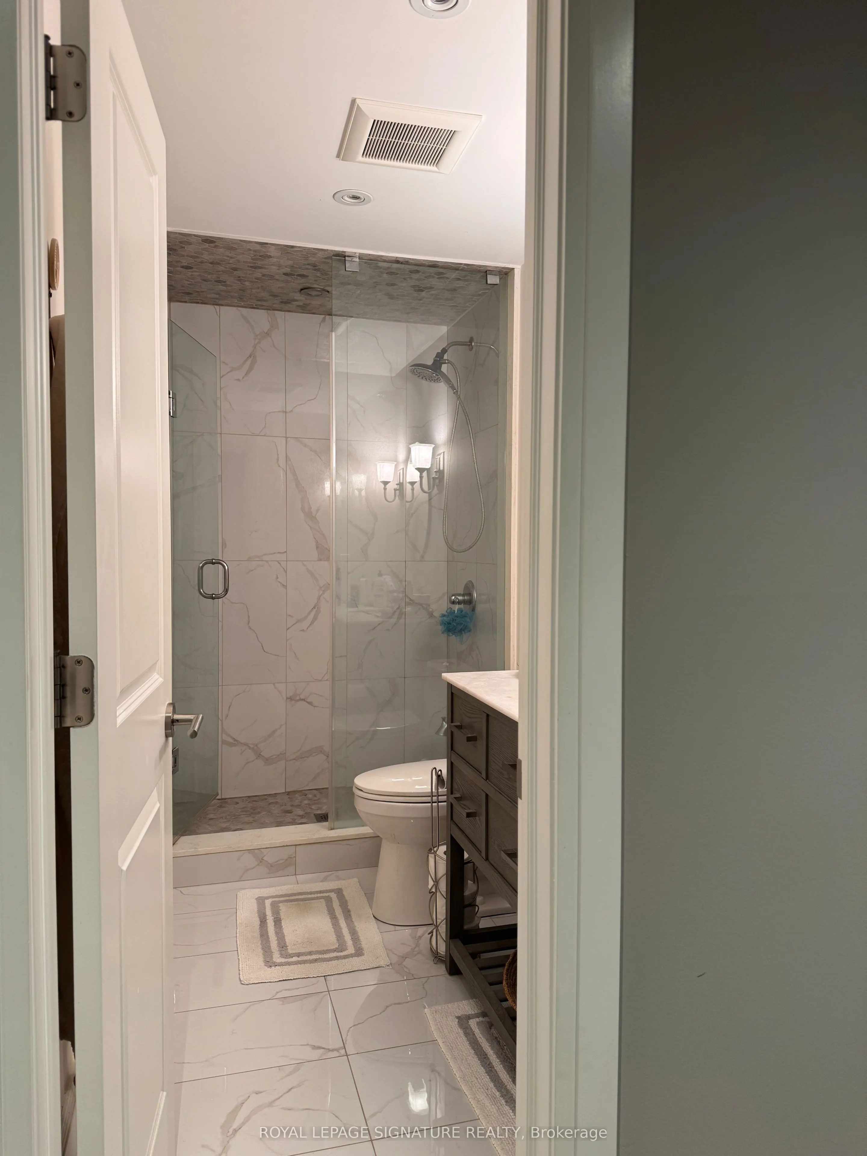 30 Chiswell Crescent