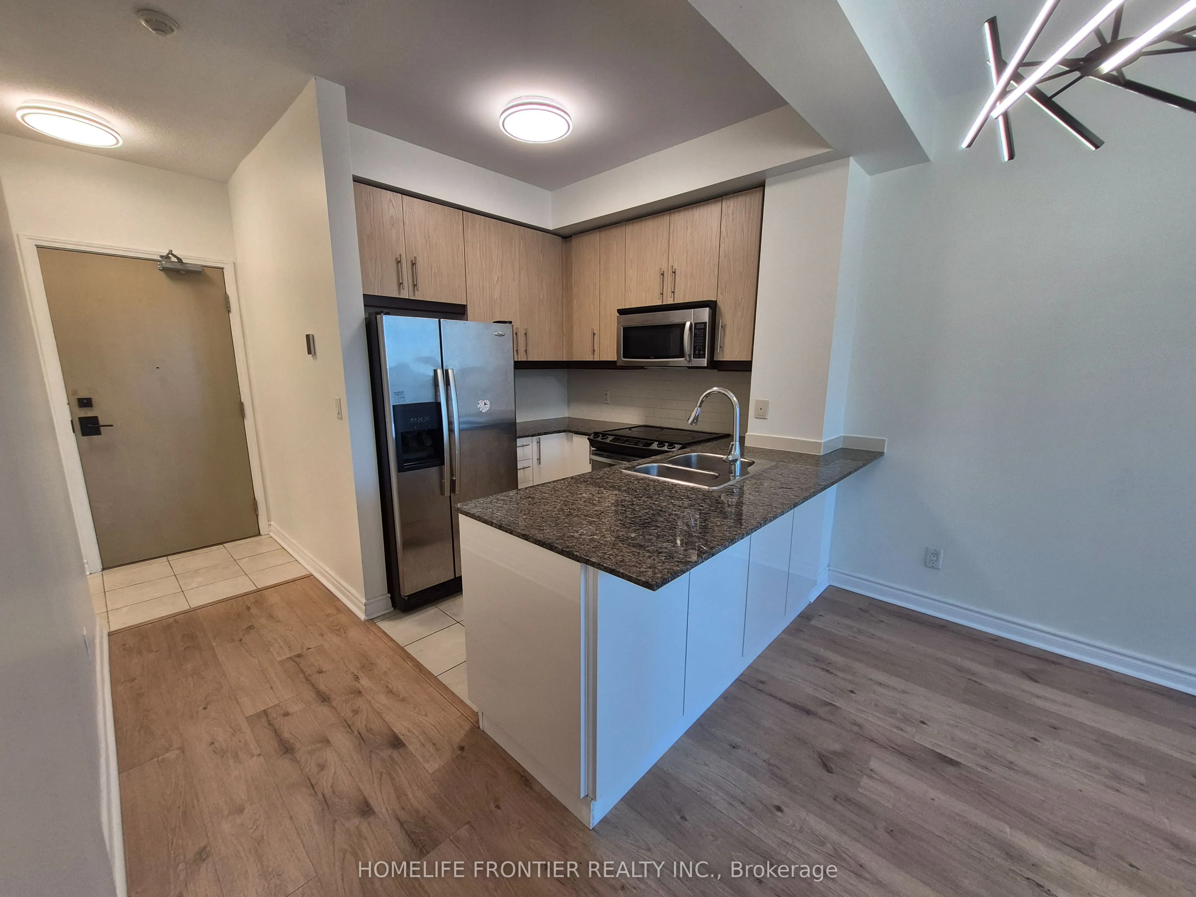 18 Holmes Avenue, #1009