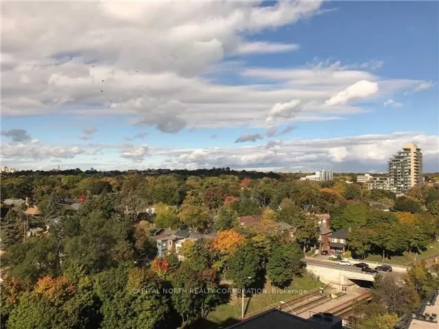 23 Glebe Road W, #909