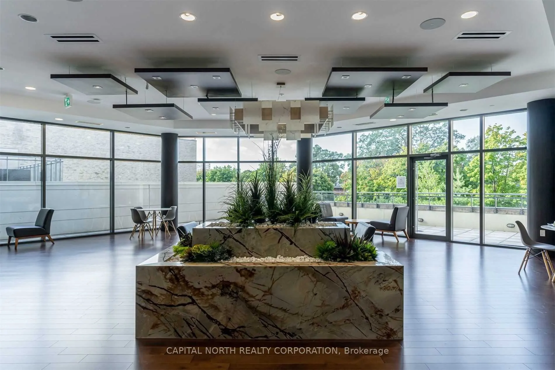 23 Glebe Road W, #909