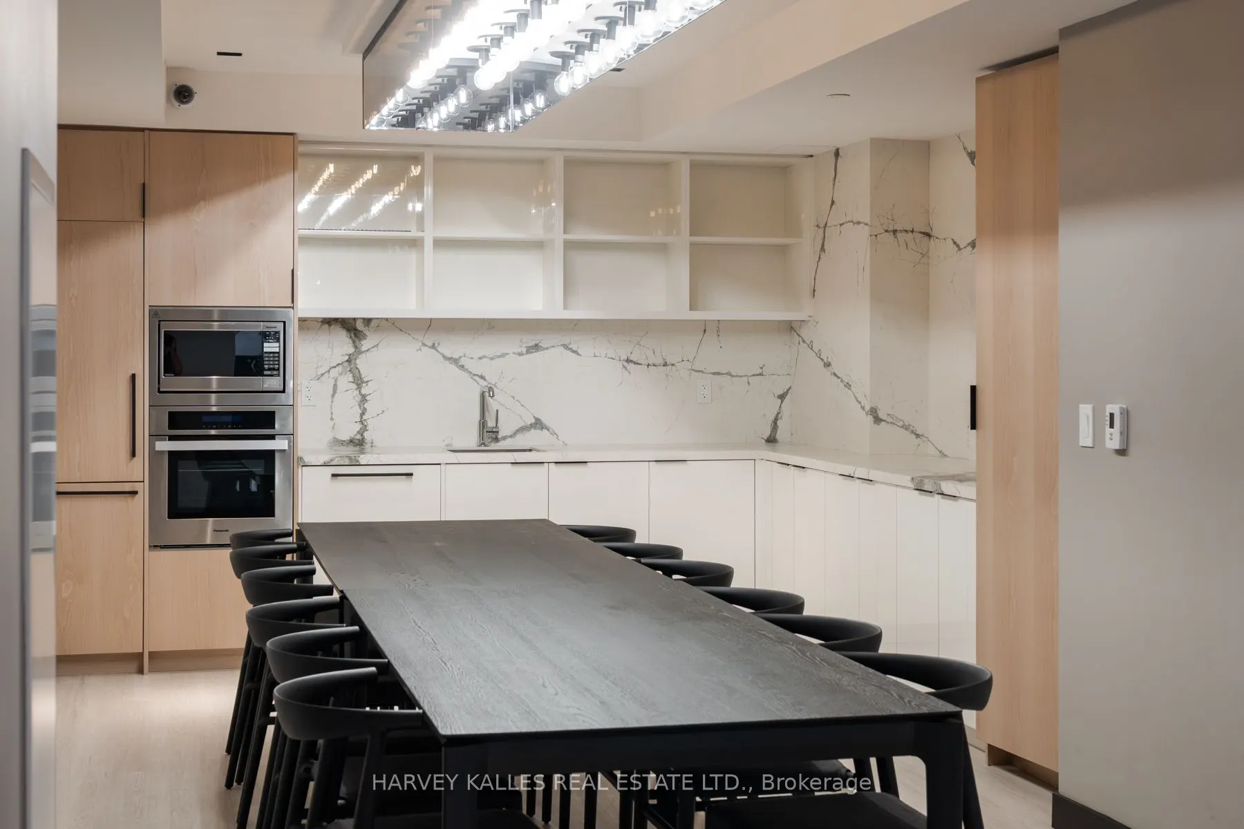 2 Augusta Avenue, #507