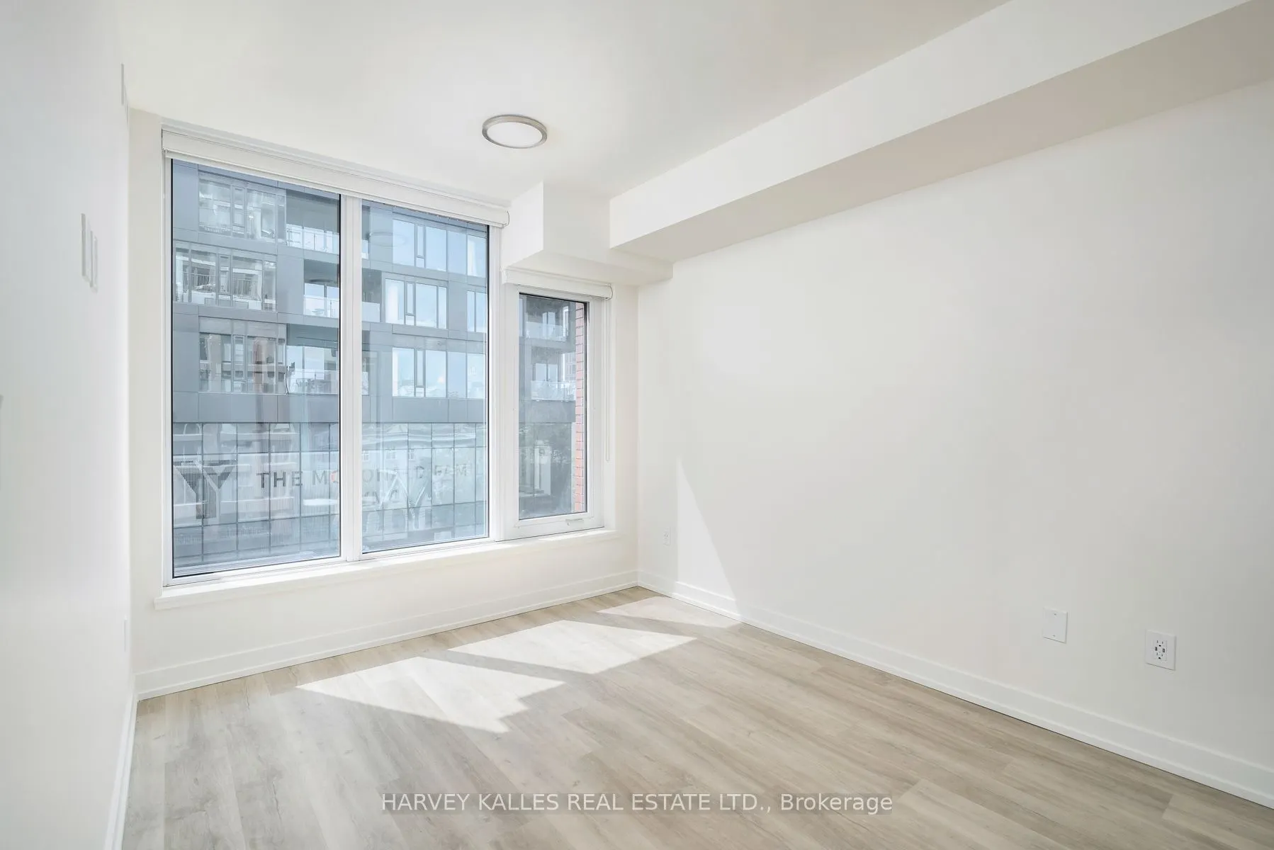 2 Augusta Avenue, #507