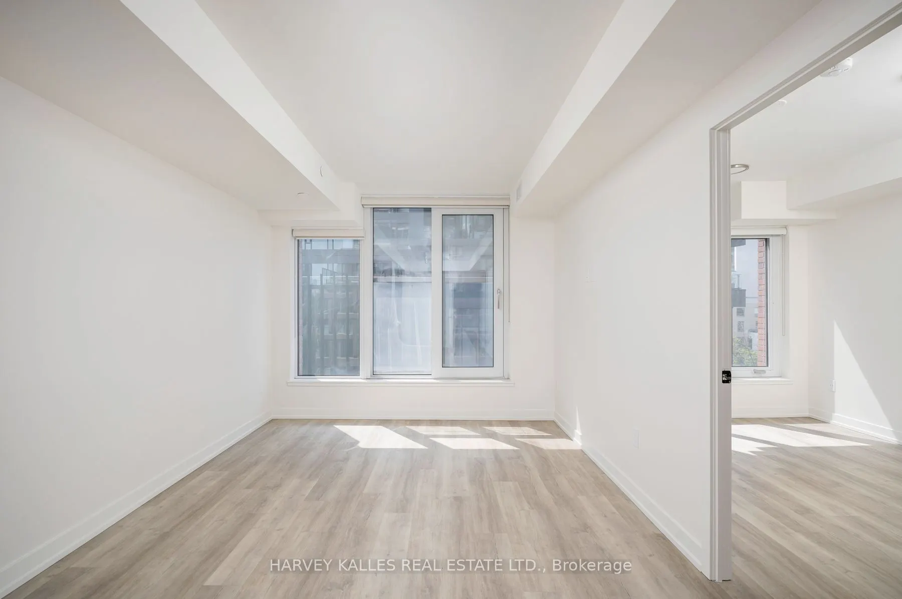 2 Augusta Avenue, #507