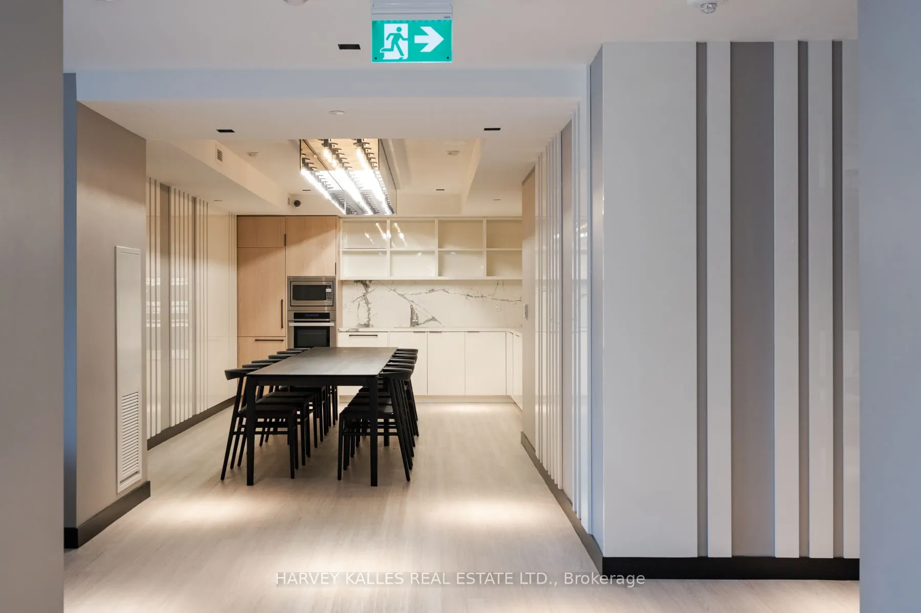 2 Augusta Avenue, #507