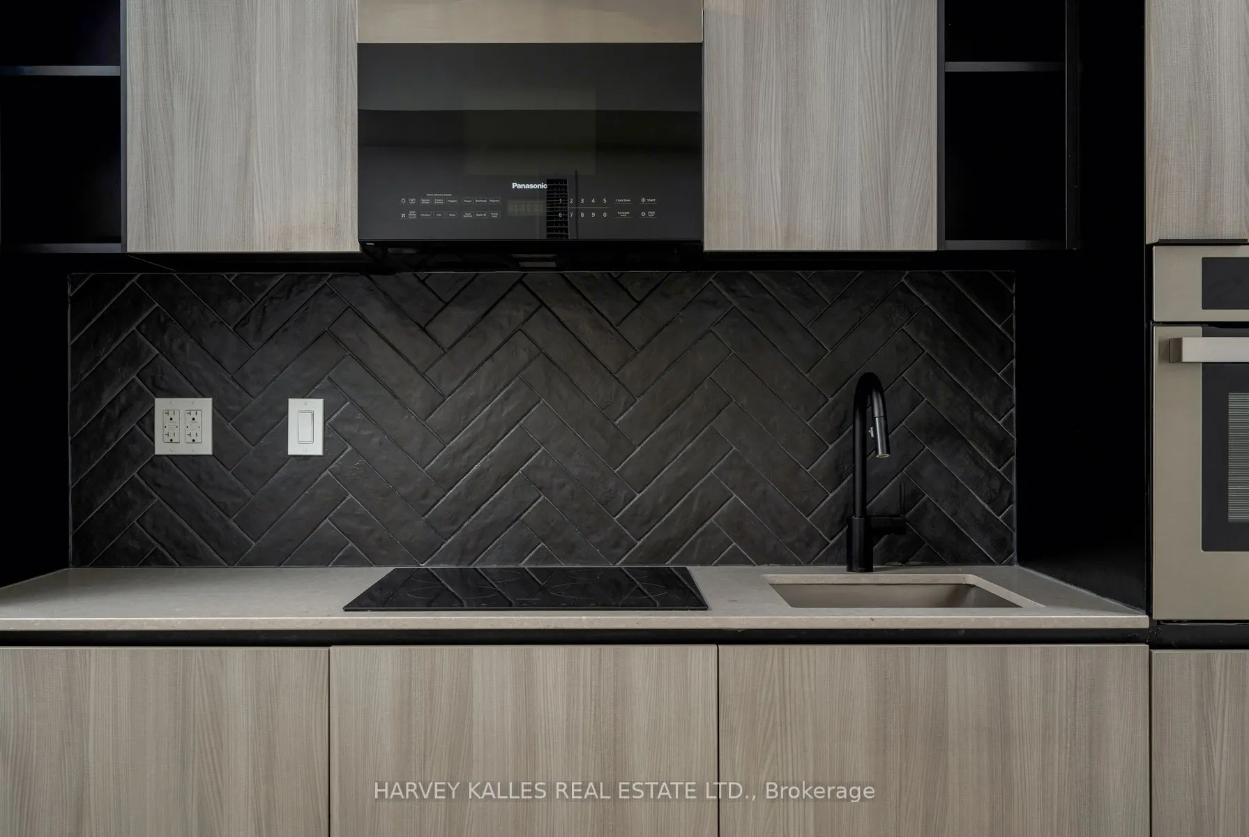 2 Augusta Avenue, #507