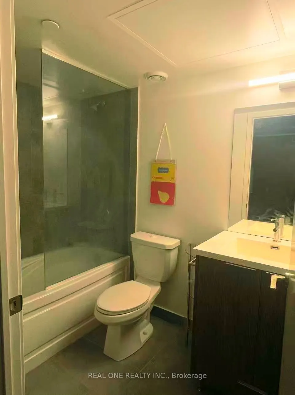 60 Shuter Street, #306