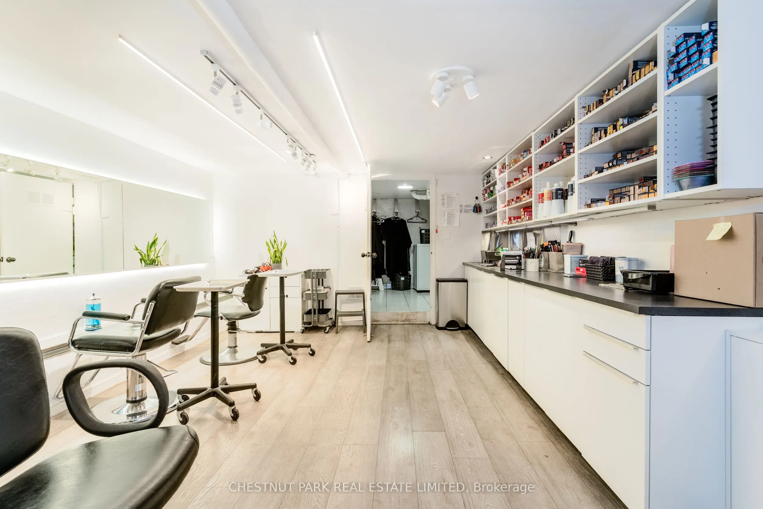 200 Ossington Avenue