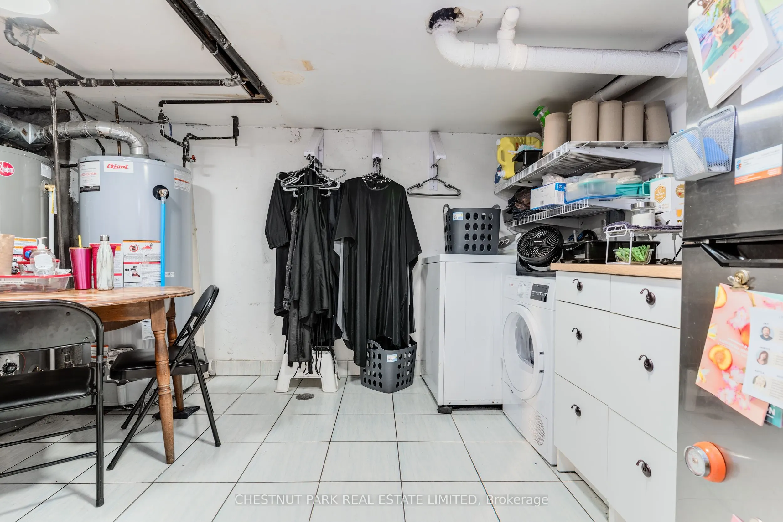 200 Ossington Avenue