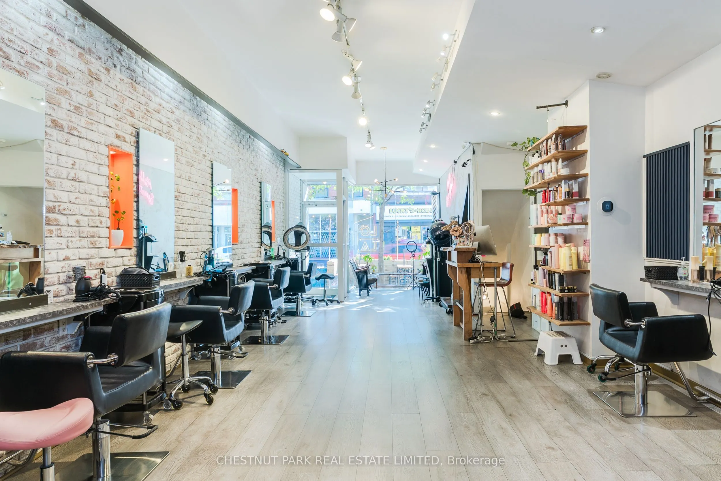 200 Ossington Avenue