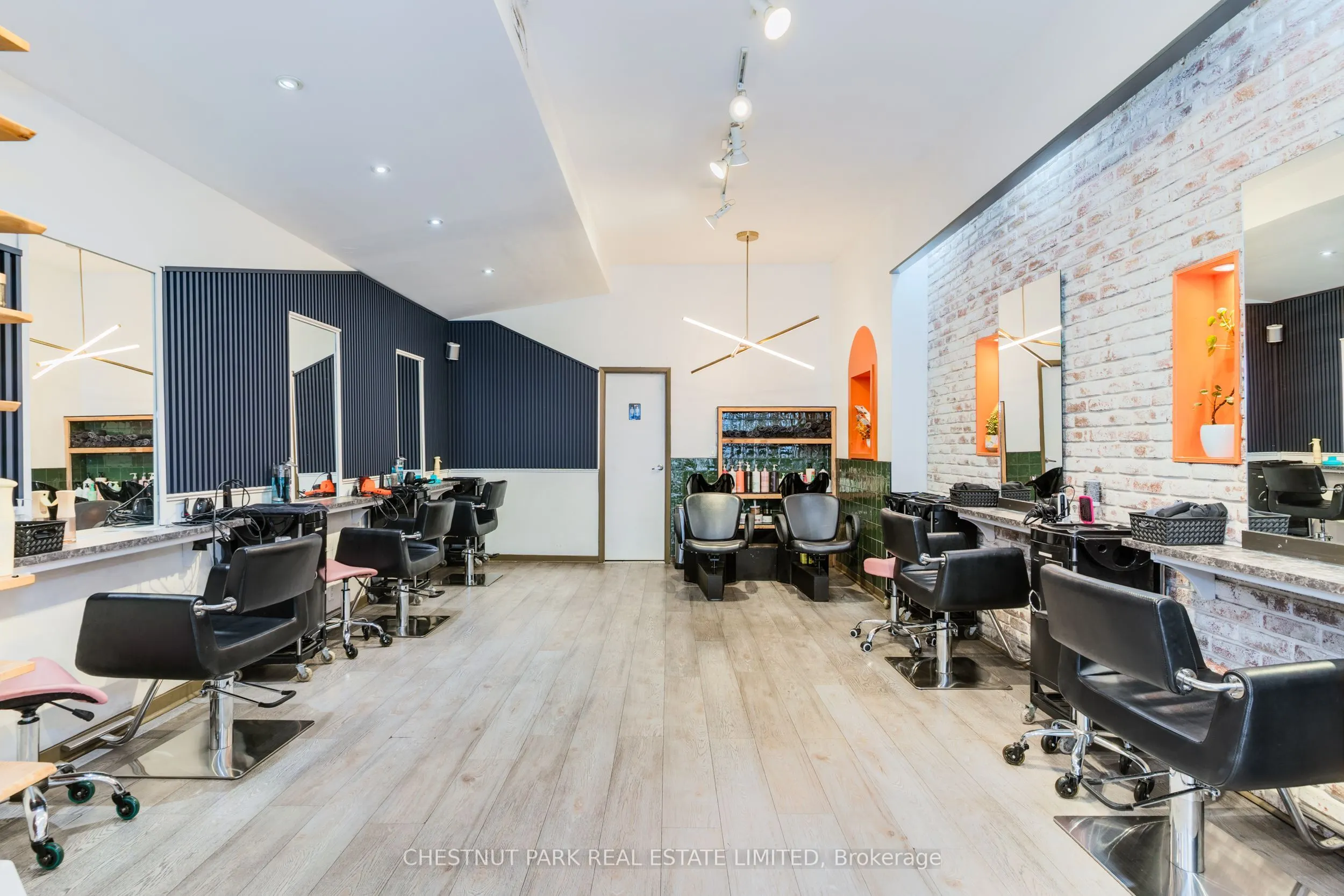 200 Ossington Avenue