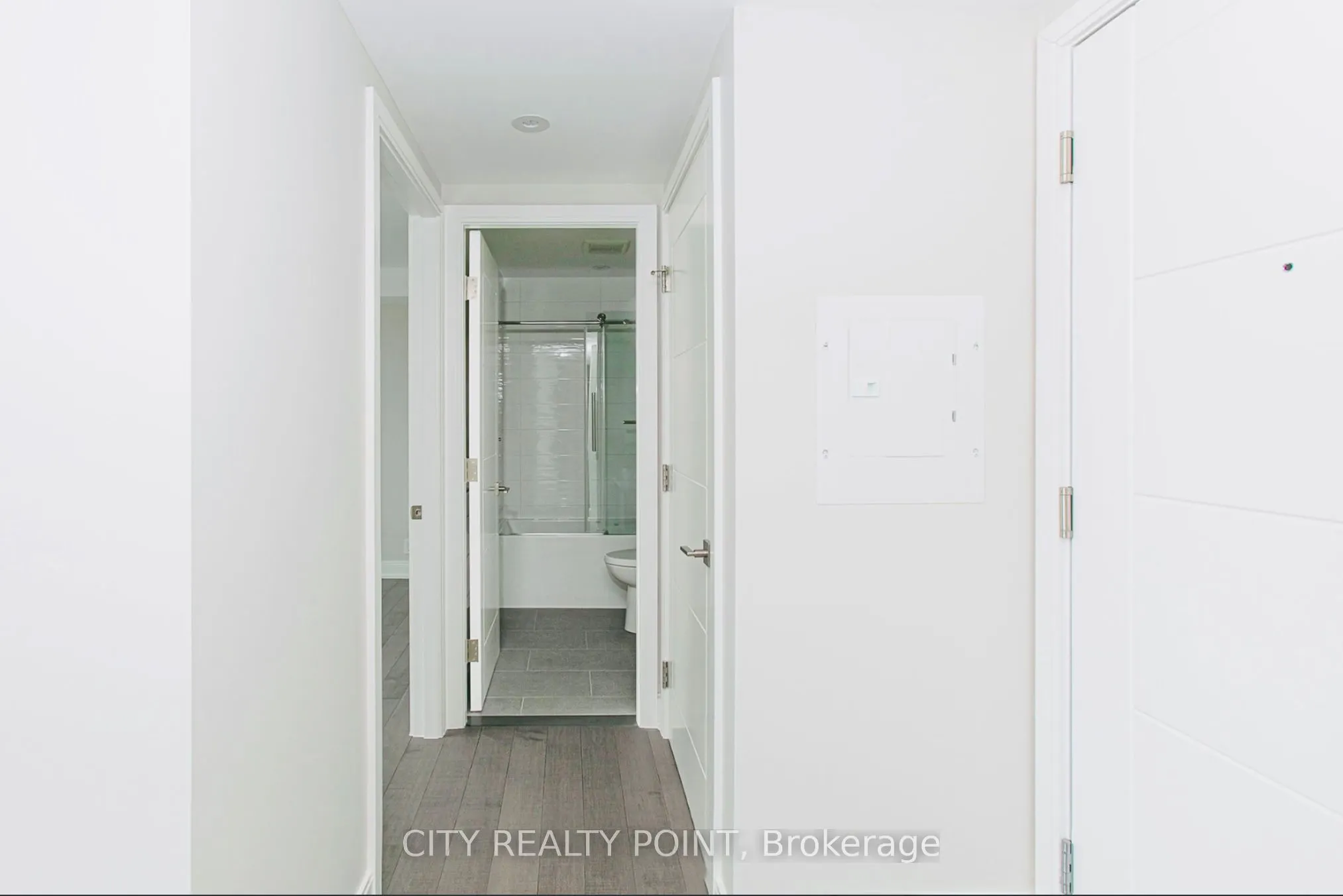 11 Walmer Road, #403