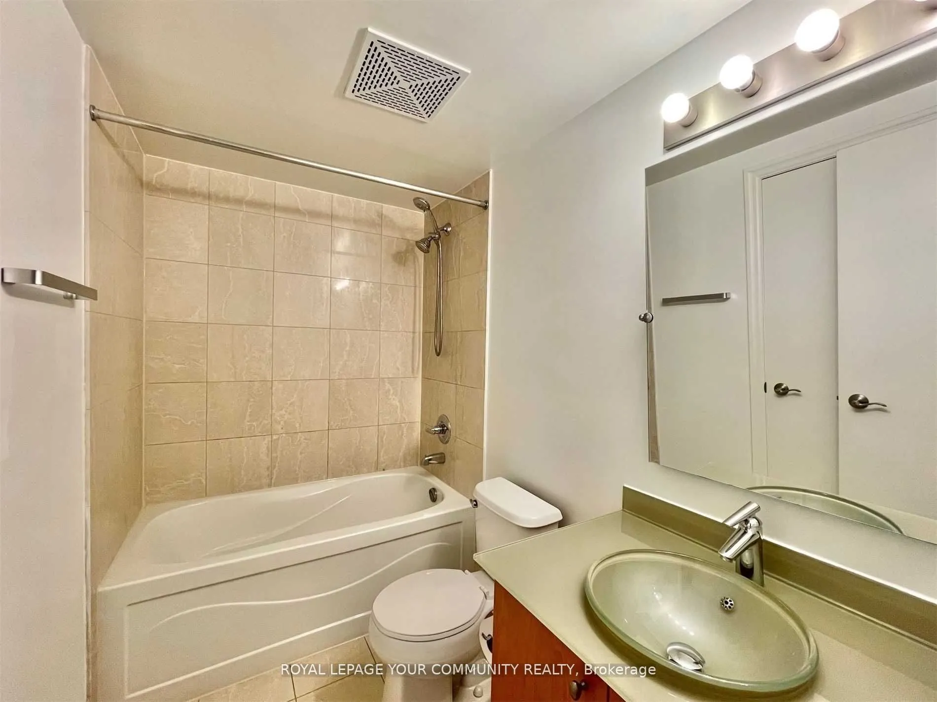 8 Scollard Street, #1006