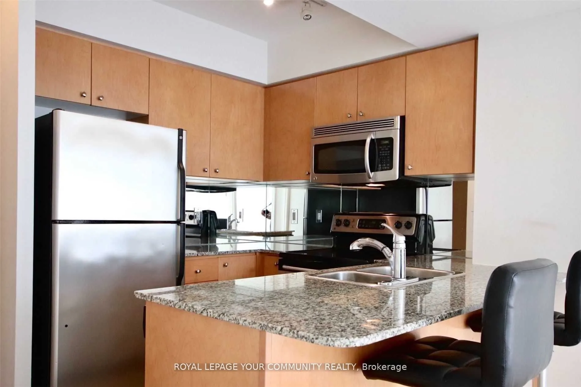 8 Scollard Street, #1006