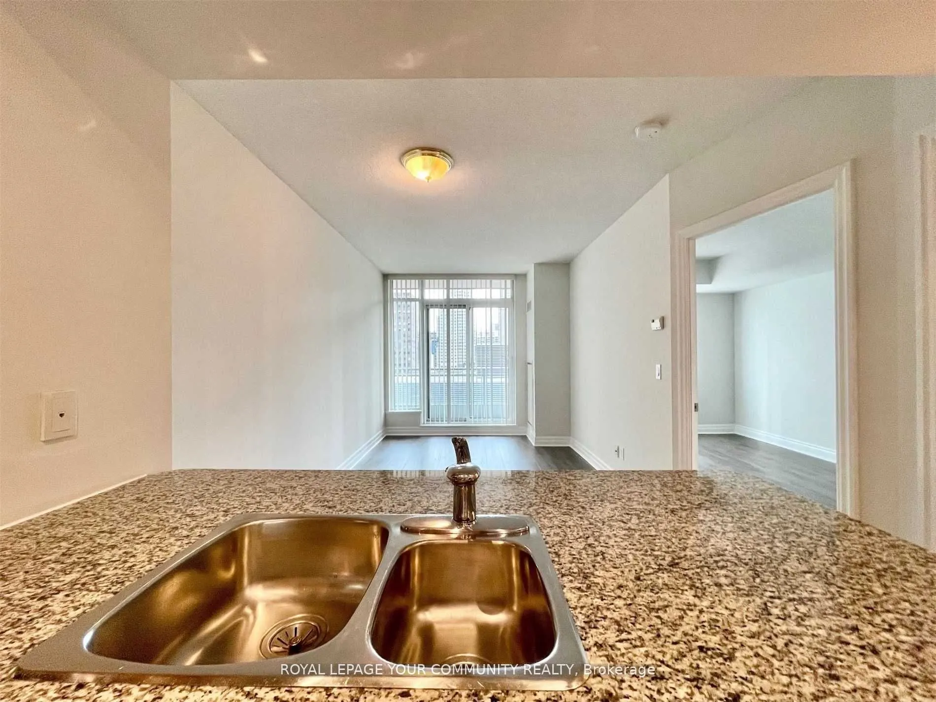 8 Scollard Street, #1006