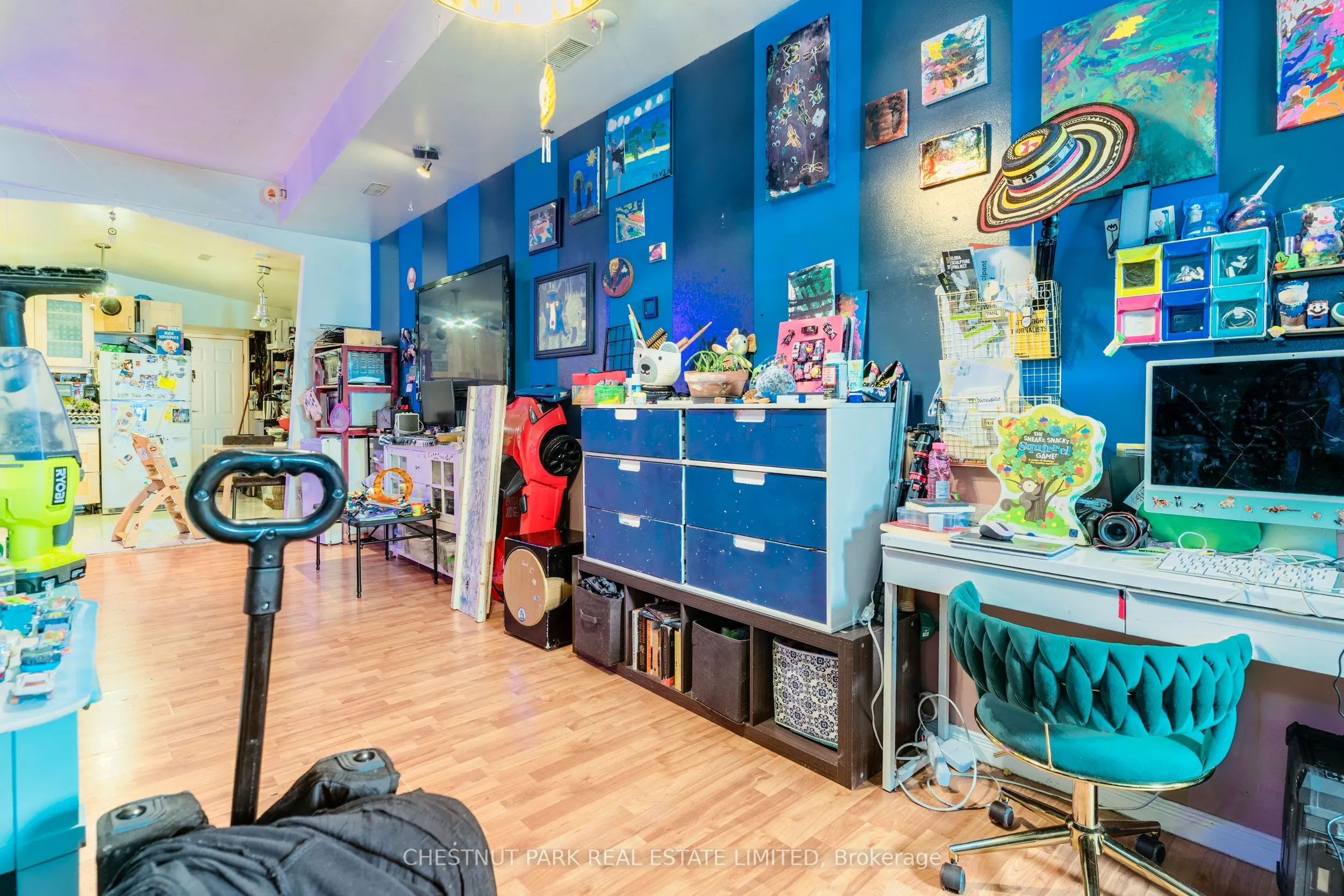 200 Ossington Avenue