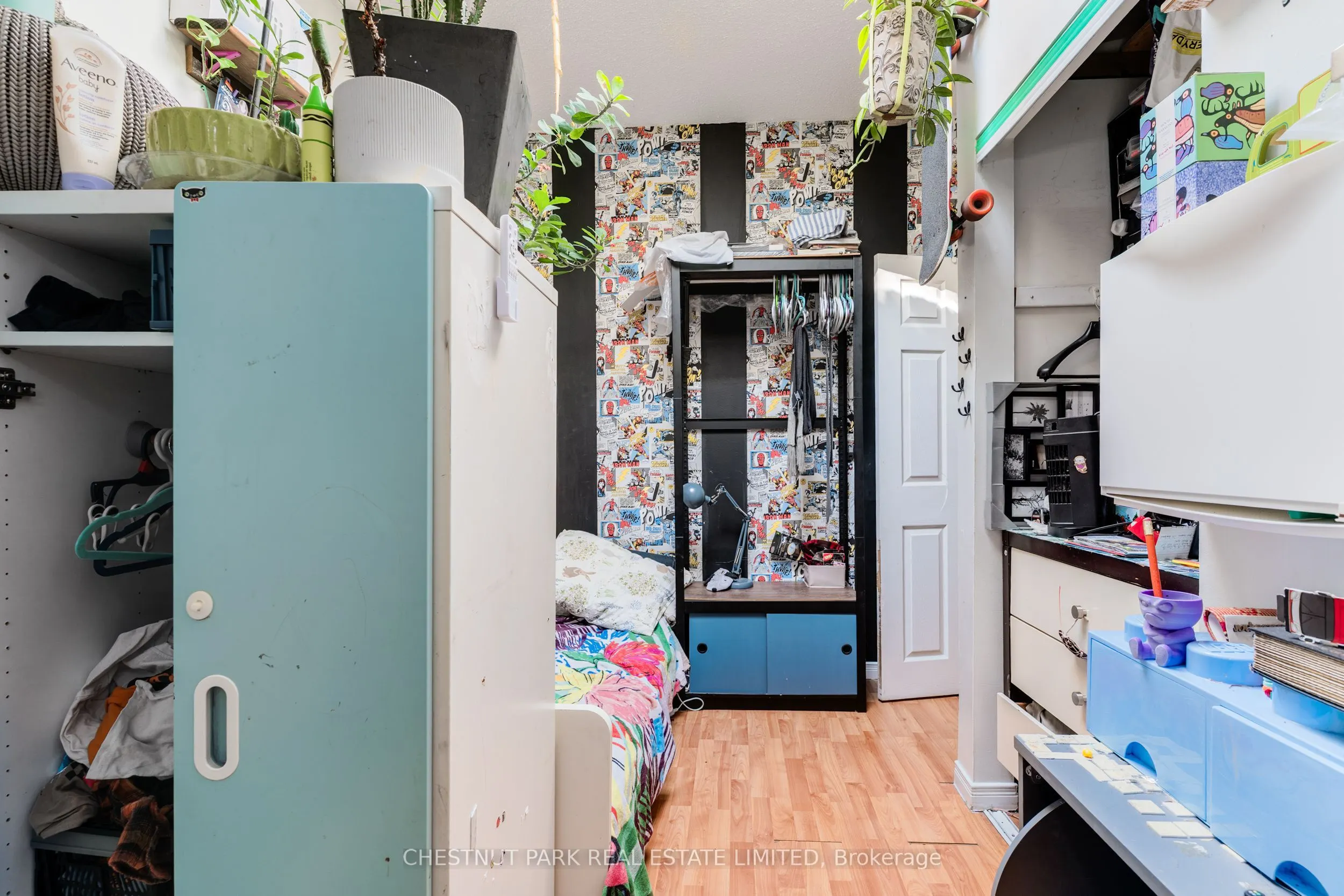 200 Ossington Avenue