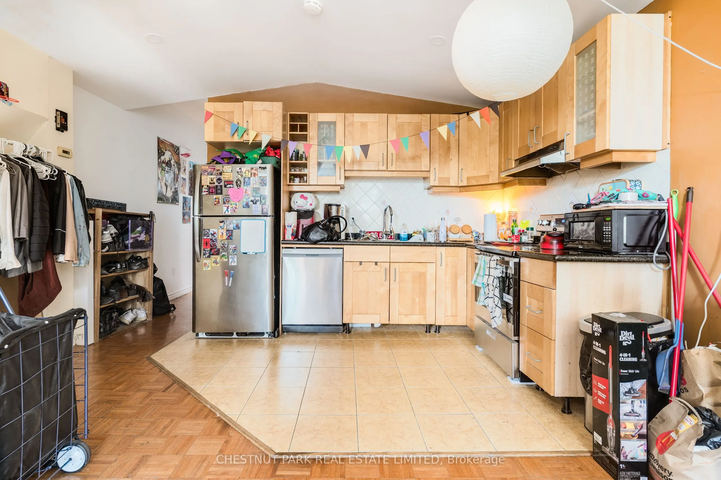 200 Ossington Avenue